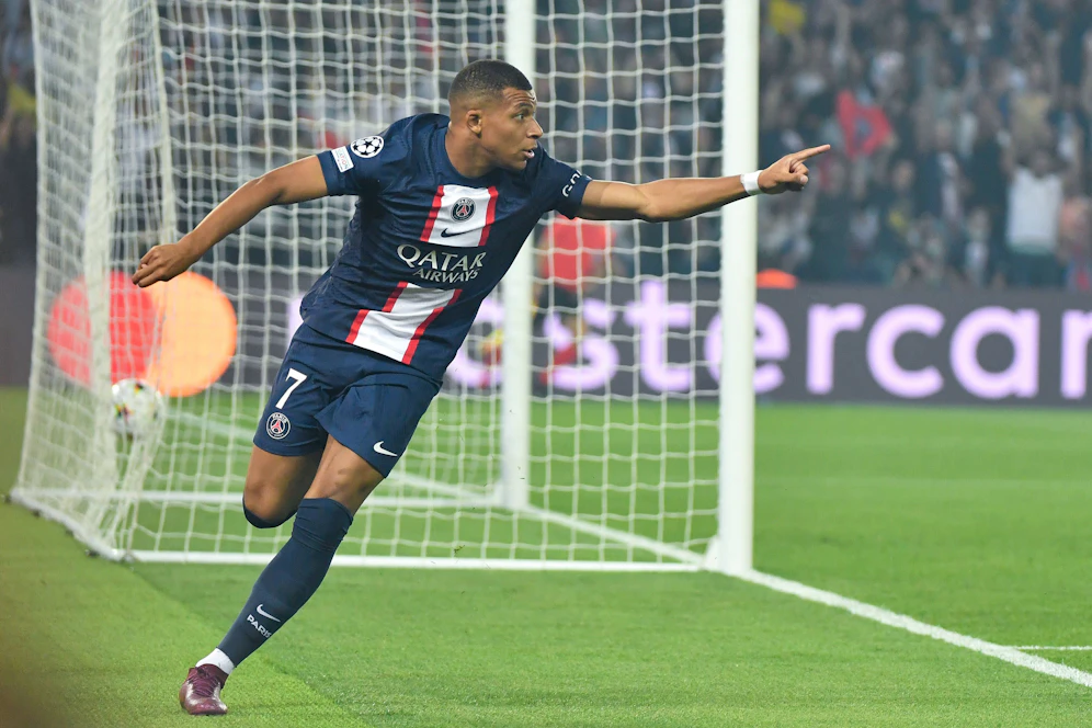 Kylian  Mbappe ist der Topverdiener im Fußball. 