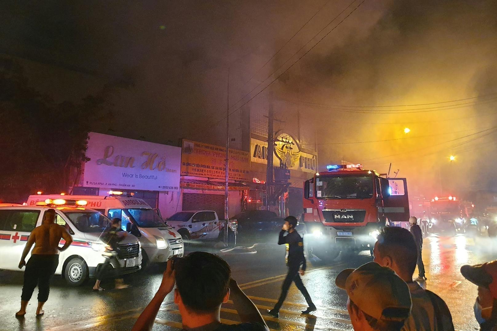 Zwölf Tote und zwölf Verletzte bei Feuer in Karaokebar