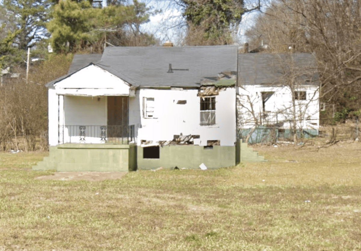 Vor diesem verlassenen Haus wurde die Leiche von Eliza Fletcher entdeckt.