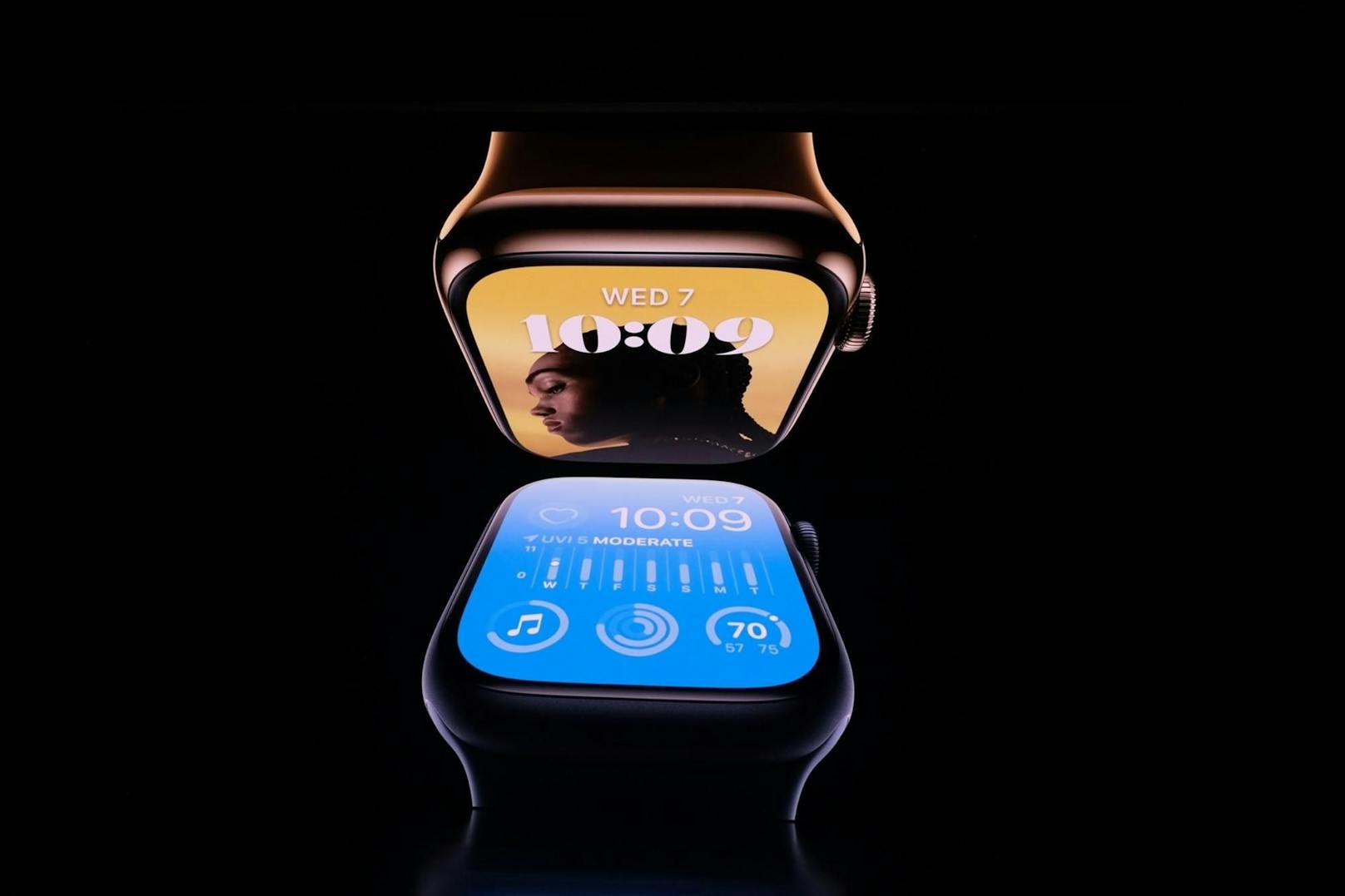 So sieht die neue Apple Watch Series 8 aus. Die Uhr hat einen helleren Bildschirm. So soll es noch einfacher sein, um Informationen am Handgelenk zu sehen.