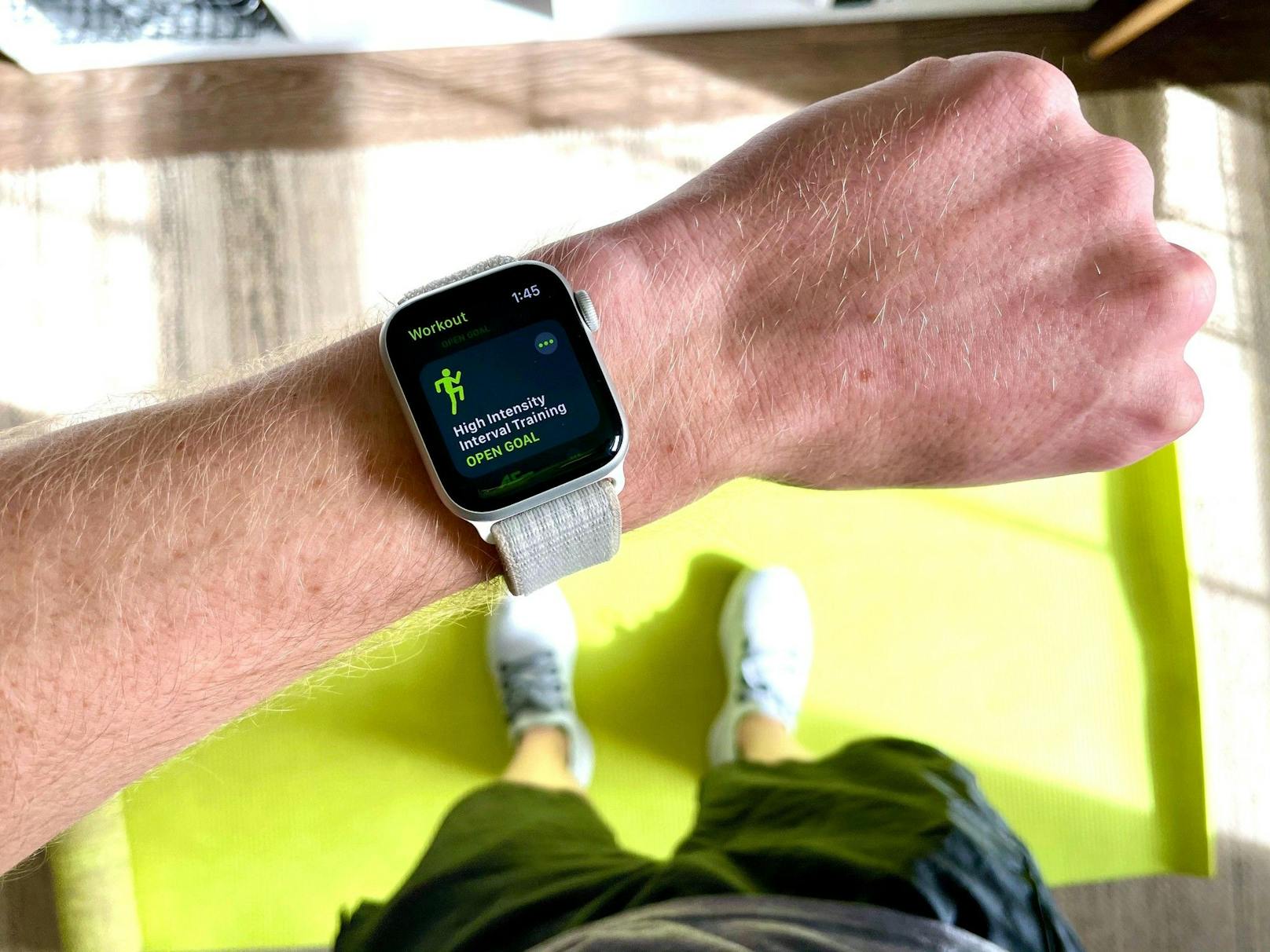 Apples schlaue Uhr, die Watch, soll neue Sensoren und ein exklusives Gehäuse erhalten. 