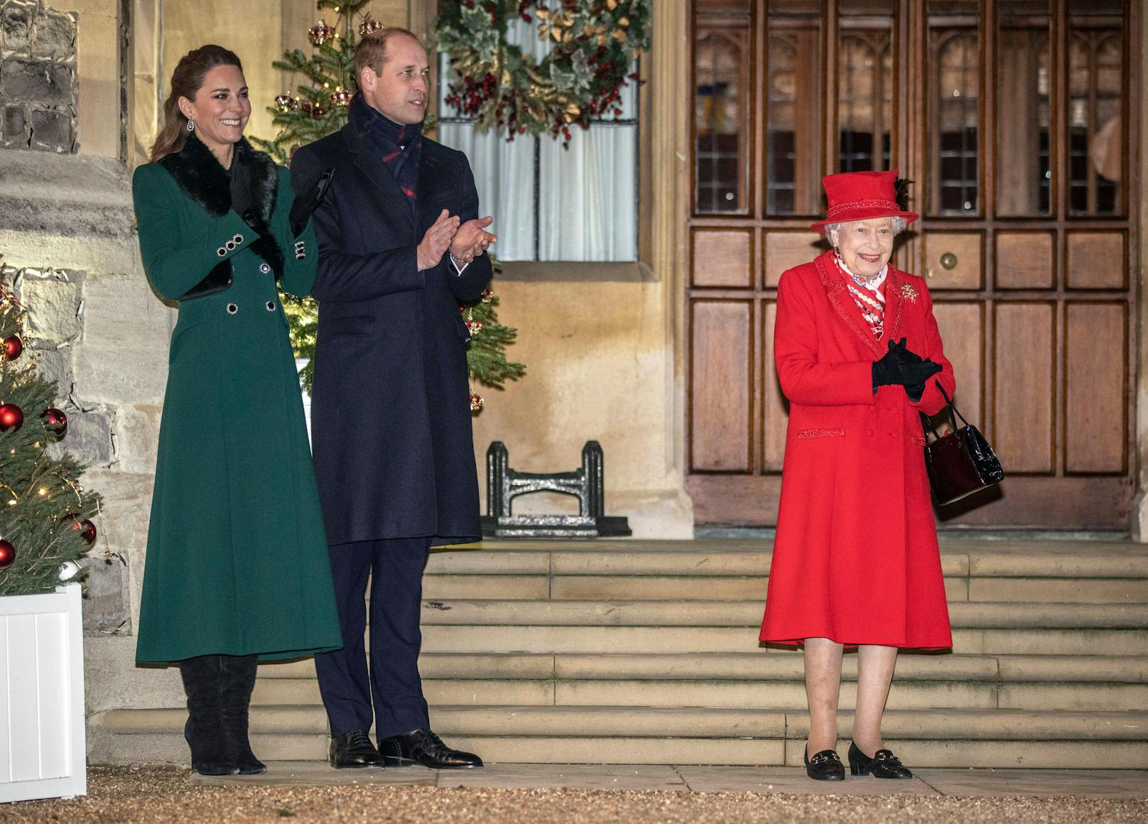 Prince William und Kate Middlteon zu Weihnachten mit Queen Elizabeth.