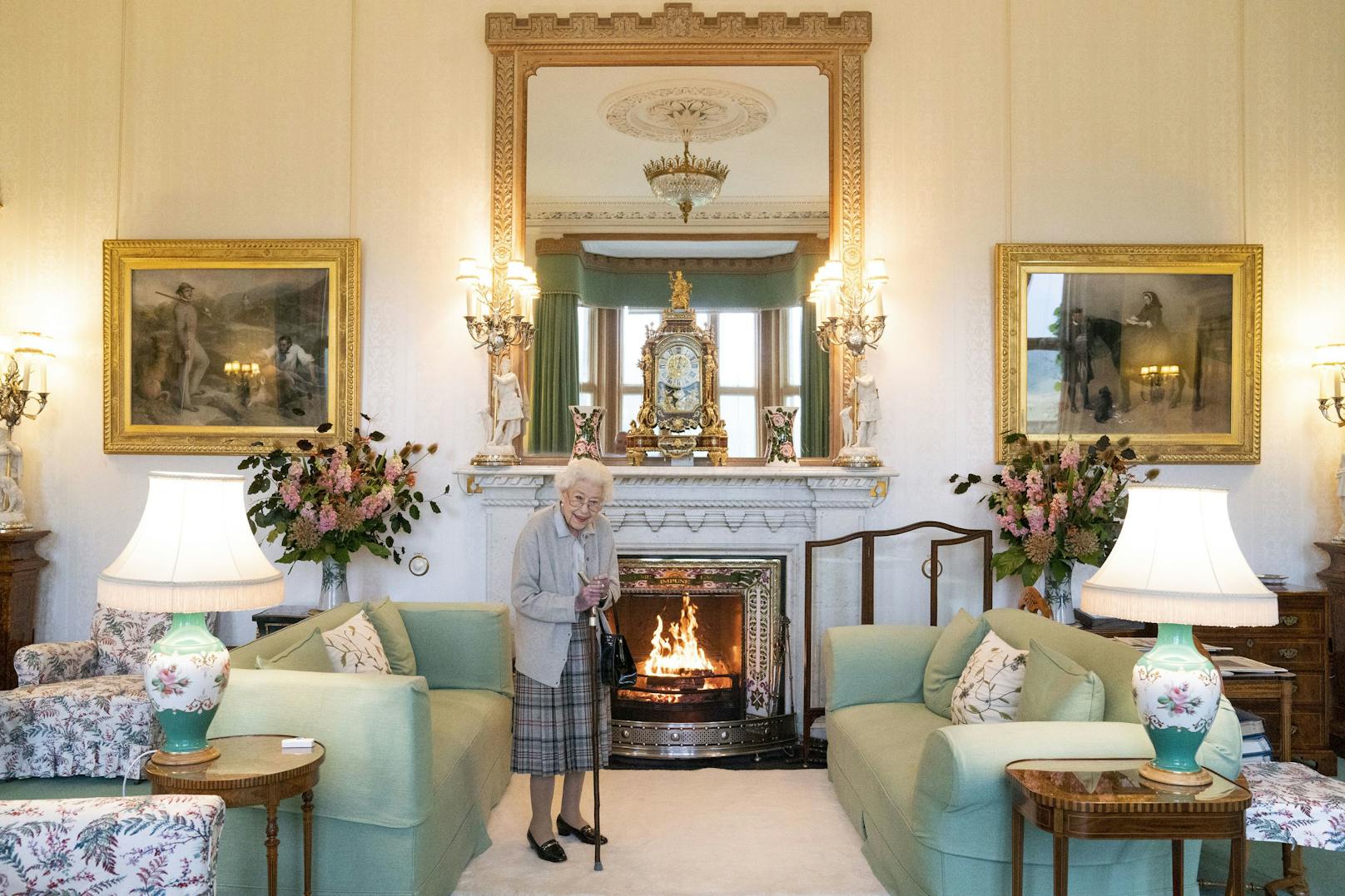 Die Queen - hier auf einem Foto vom 06.09.2022 auf Schloss Balmore, wo sie die neue Premierministerin empfing.