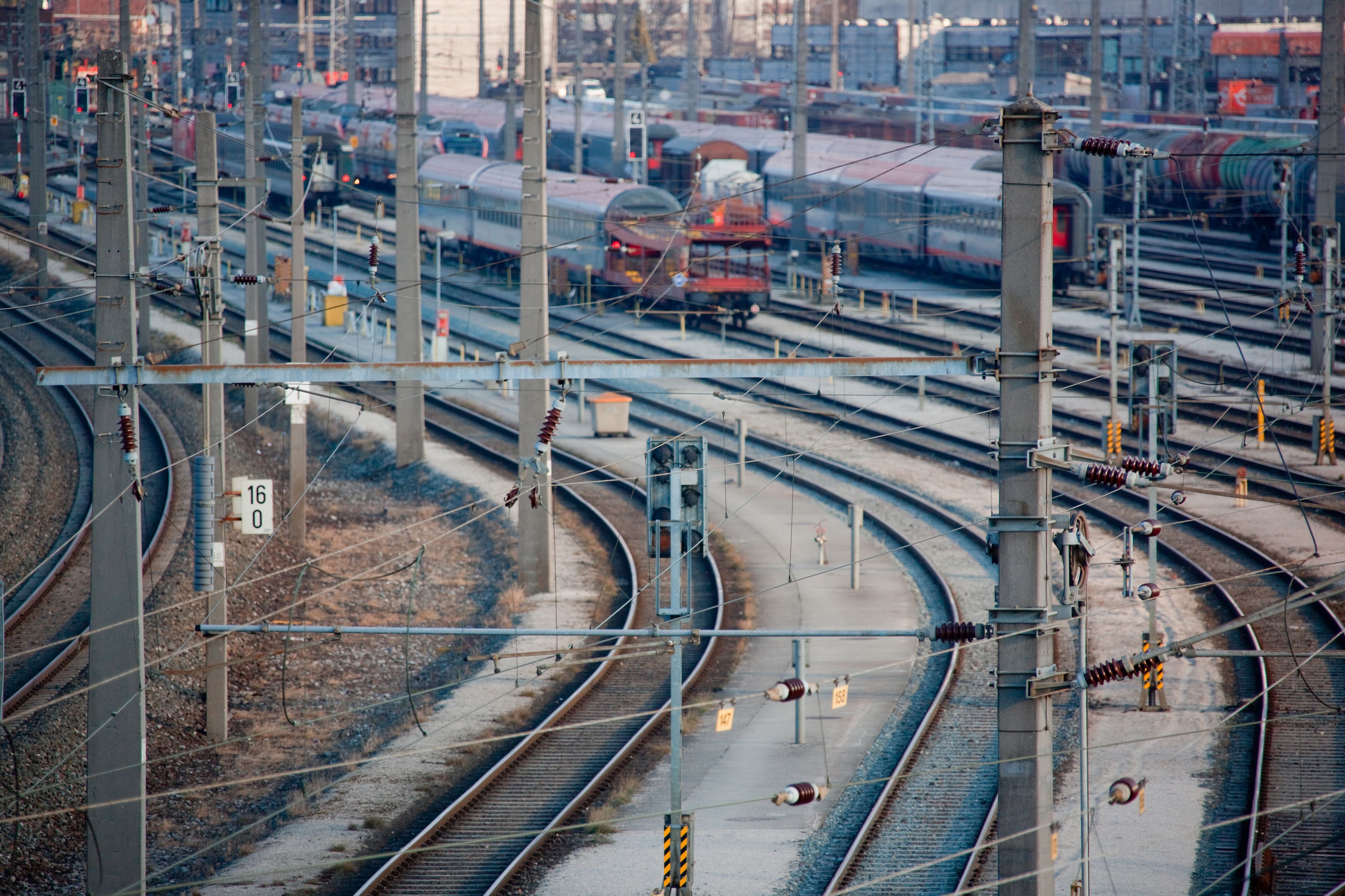Am Güterbahnhof in Wolfurt kam es zu einem schweren Arbeitsunfall.