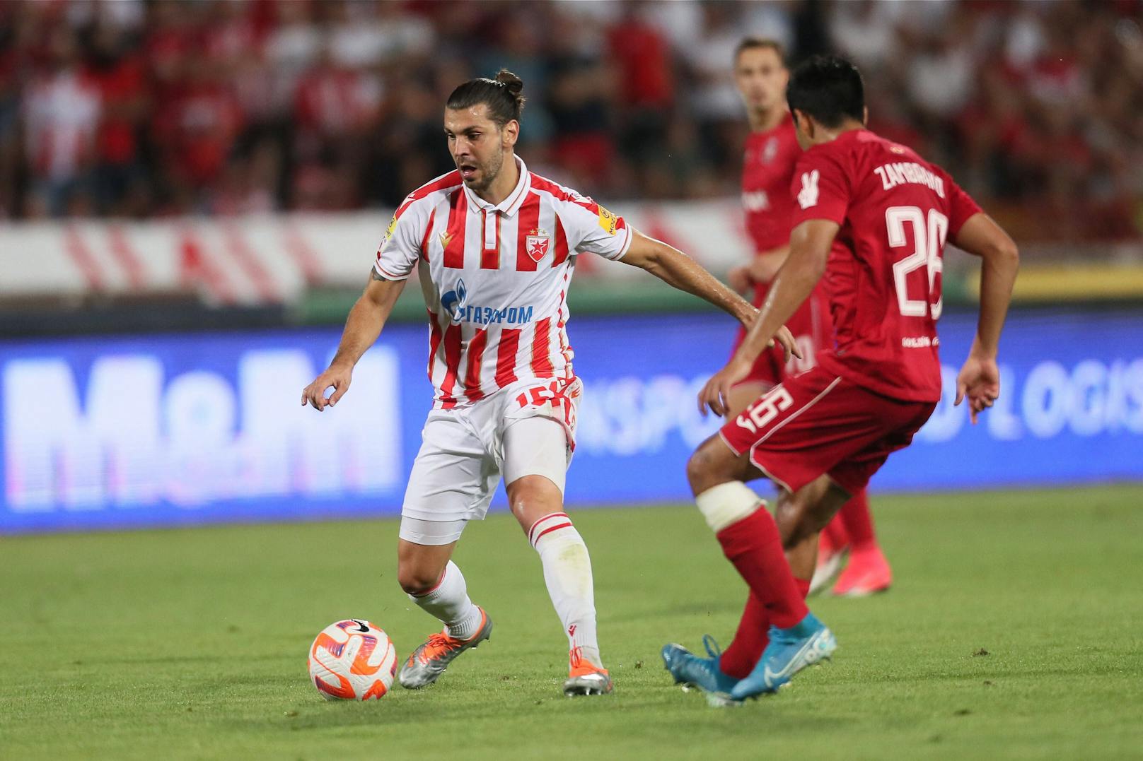 Aleksandar Dragovic sichert sich einen Europa-League-Rekord.