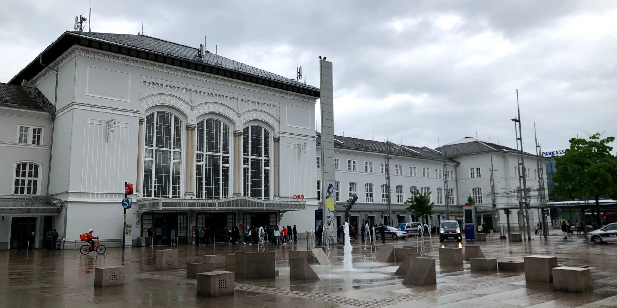 Die Tat ereignete sich am Südtiroler Platz vor dem Salzburger Hauptbahnhof.