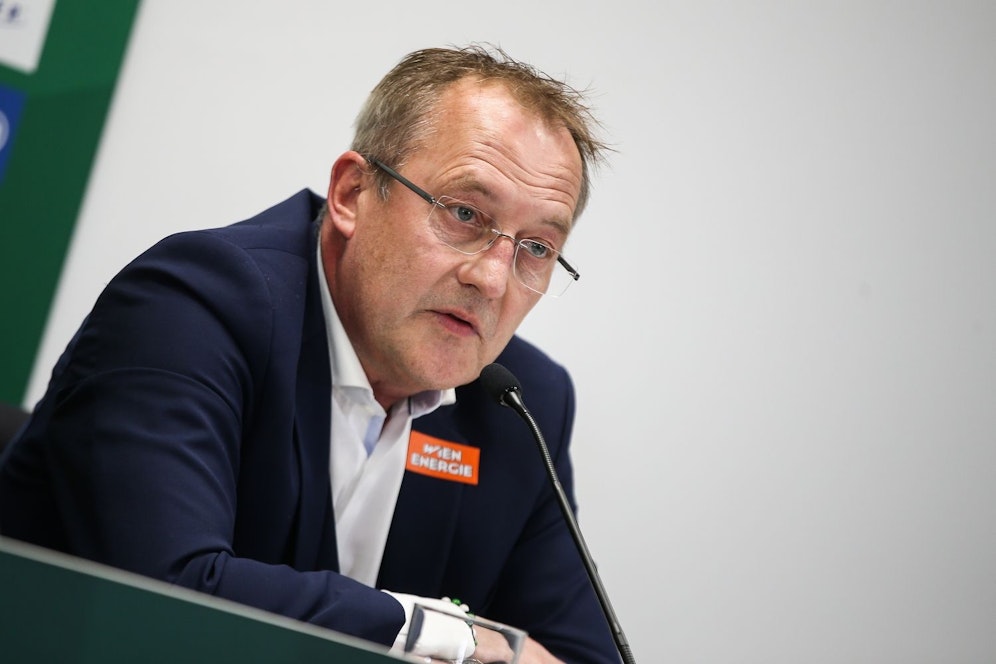 Ex-Rapid-Boss Fredy Bickel könnte bald wieder ins Fußballgeschäft zurückkehren. 