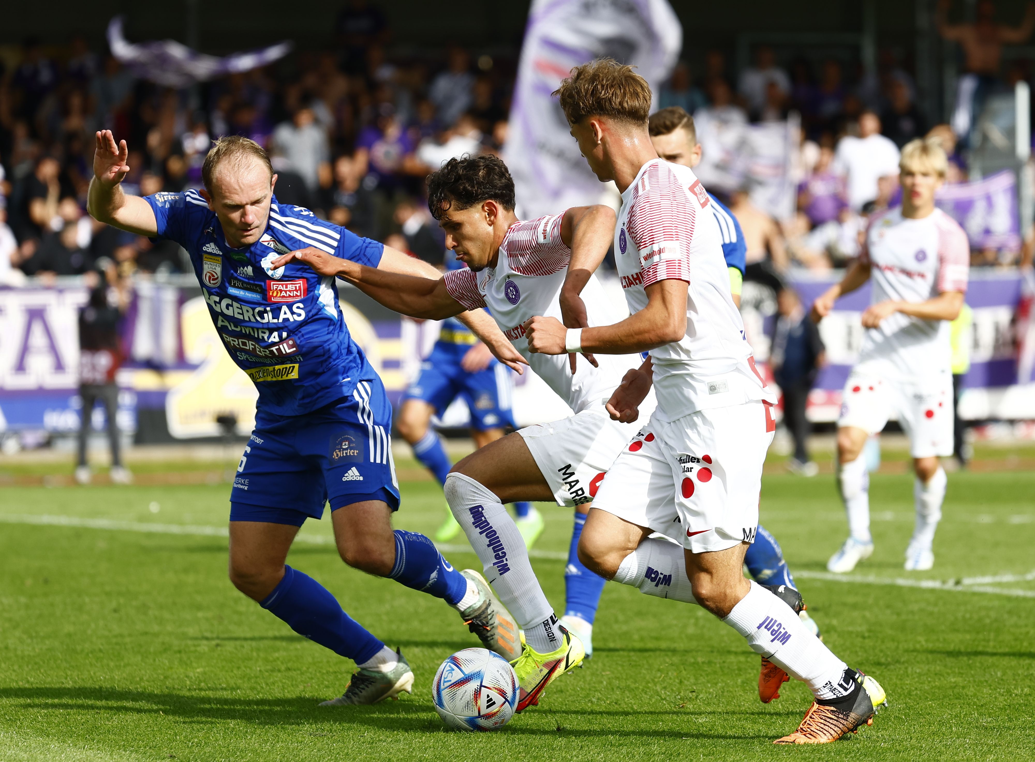 Ziad El Sheiwi (M.) verletzte sich beim Comeback.