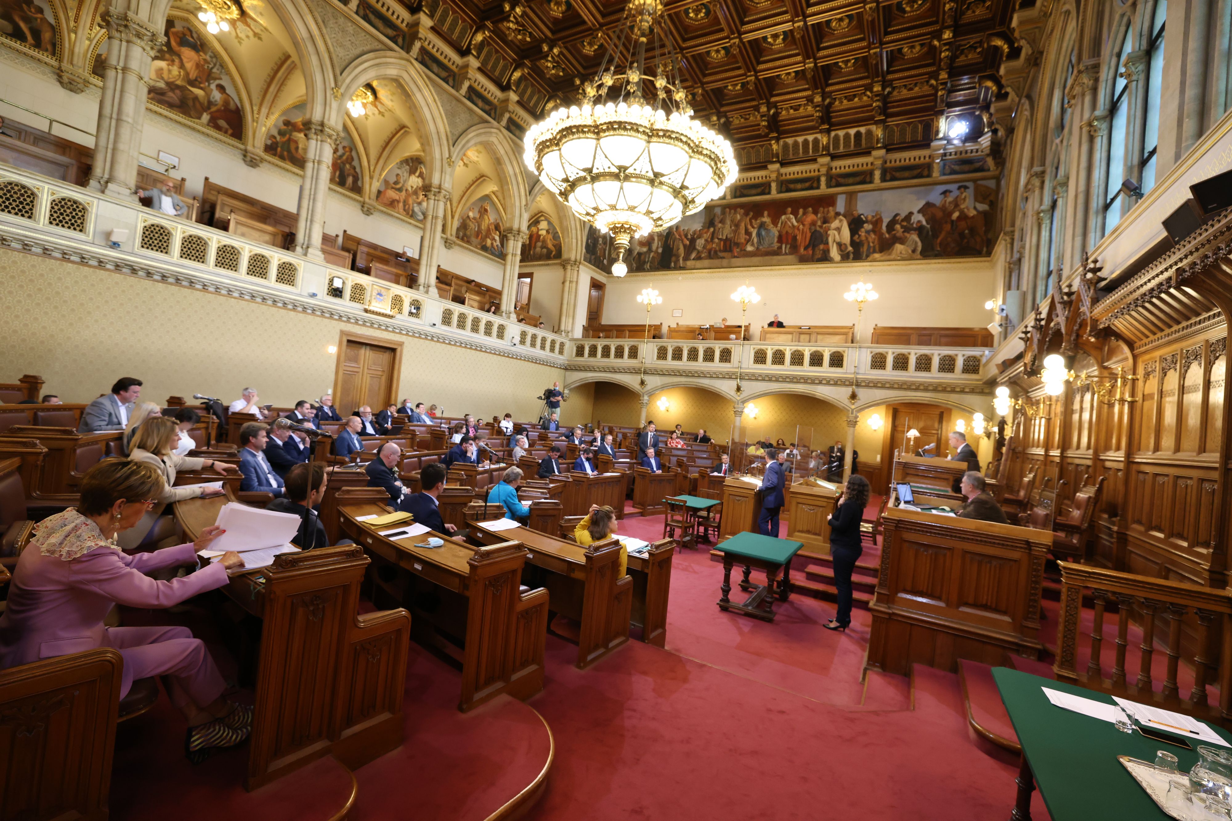 Im Finanzausschuss des Wiener Gemeinderats müssen Hilfsgelder von 1,4 Mrd. Euro für die Wien Energie nachträglich genehmigt werden.