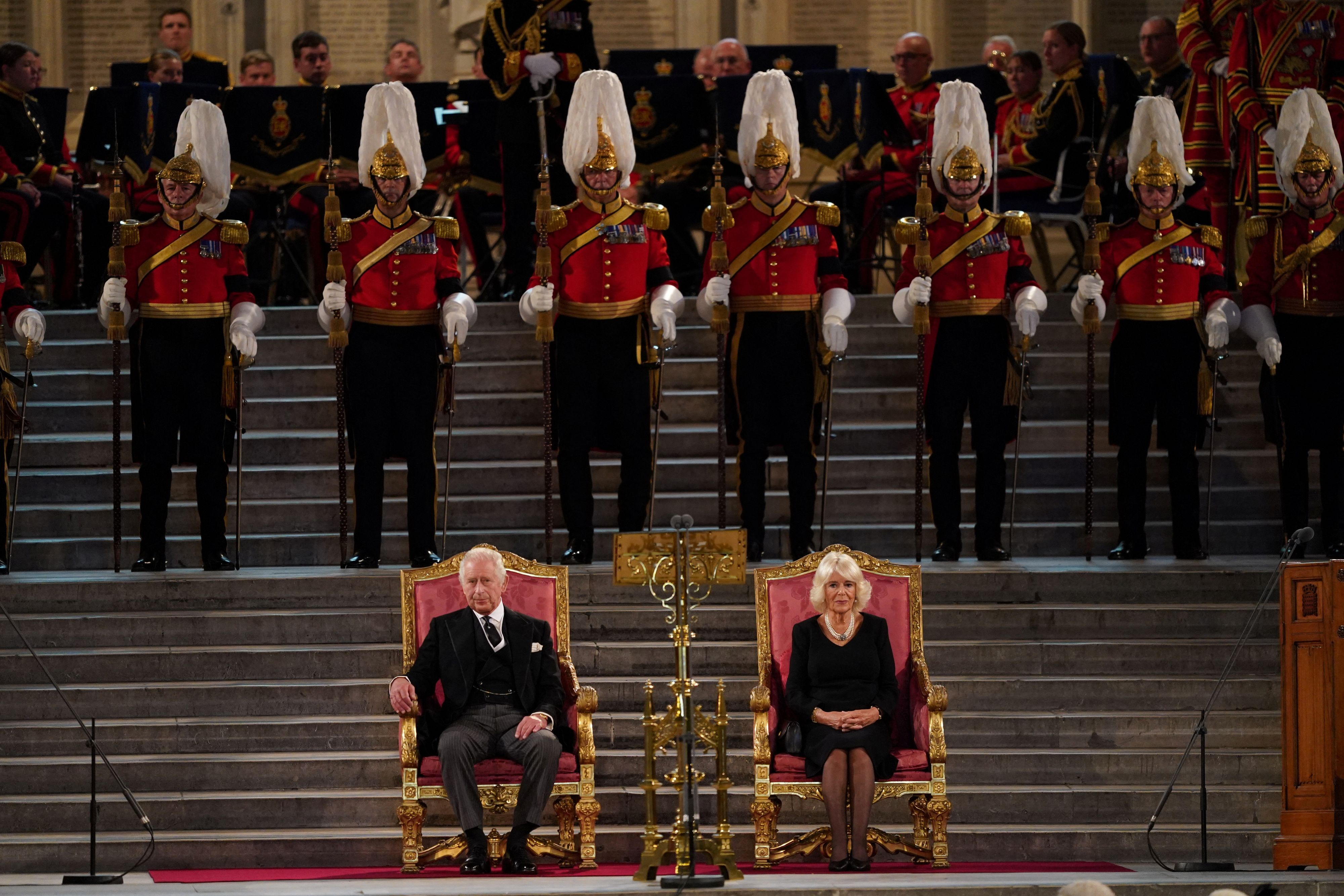 König Charles III. mit Ehefrau Camilla
