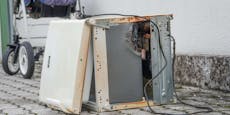 Kühlschrank fing zu brennen an, Polizei rettet Frau