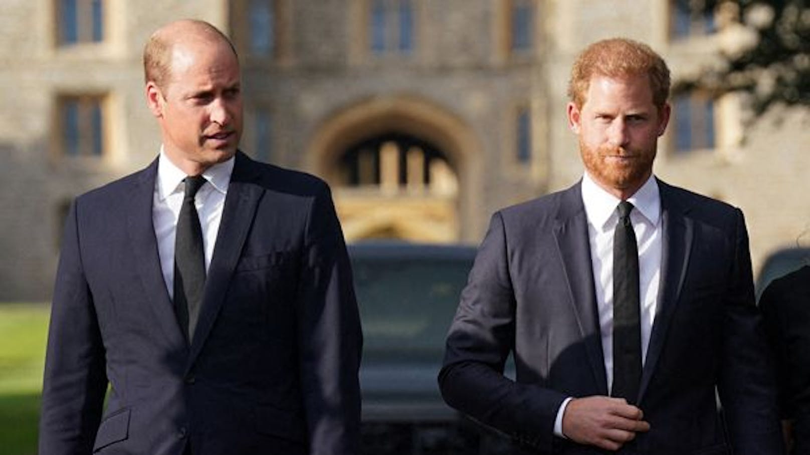In der Trauer ruht der Bruderzwist: <strong>Prinz William</strong> und <strong>Prinz Harry</strong> auf Windsor Castle.