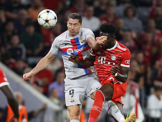 Robert Lewandowski im Duell mit seinem Ex-Klub Bayern