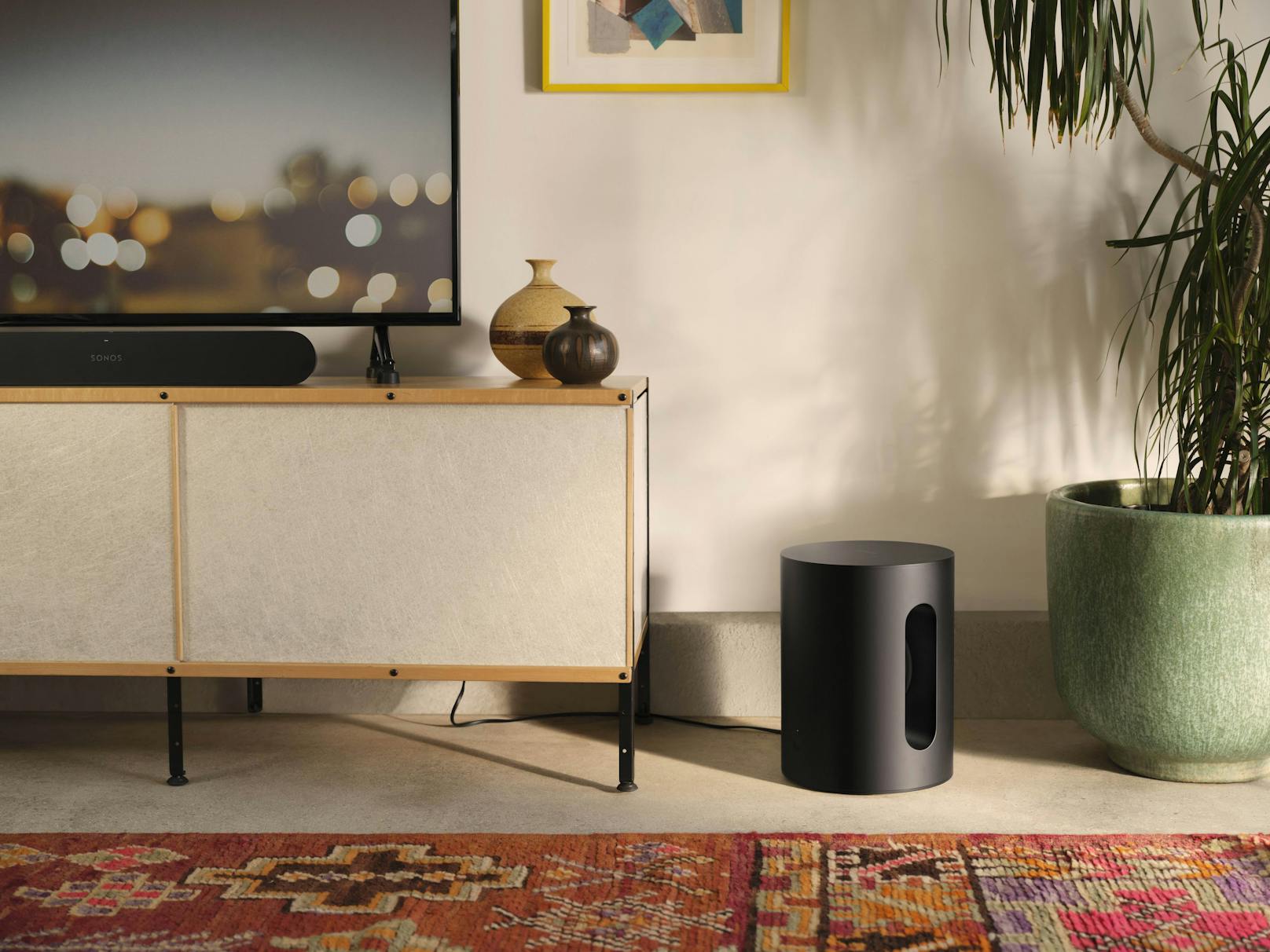 Als Farben stehen Sonos-typisch Schwarz und Weiß zur Auswahl, erhältlich ist der Subwoofer ab dem 6. Oktober. "Wir befinden uns in einer Ära des Streamings, in der ...