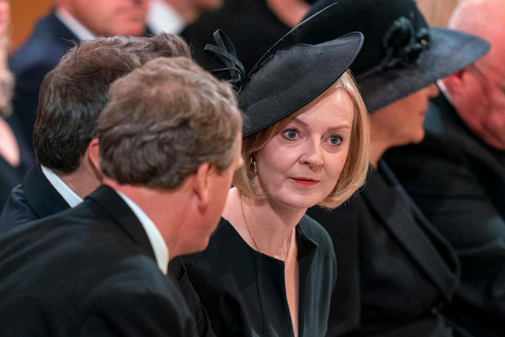 Auch die neue Premierministerin Liz Truss nimmt an der Totenwache teil.