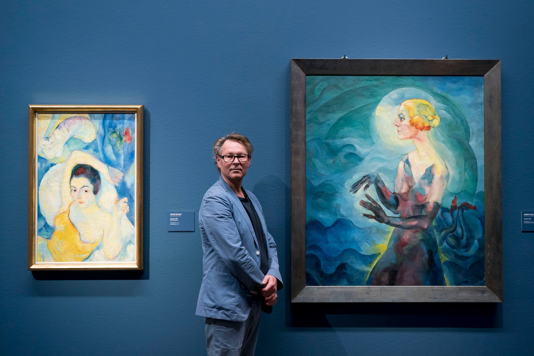 szene backstage mit amra duric im leopoldmuseum anlässlich der ausstellung hagenbund, mit direktor hans-peter wipplinger 20220912 foto: helmut graf/tageszeitung heute