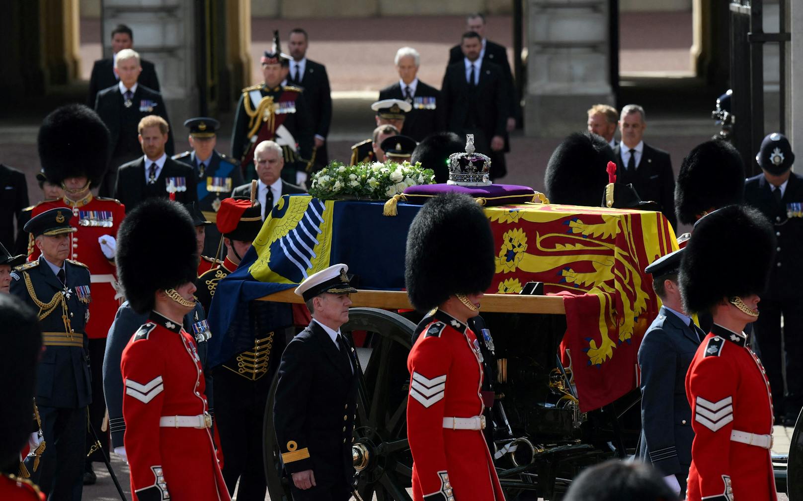 Königin Elizabeth II. wird von Mittwoch bis wenige Stunden vor ihr in der Westminster Hall im Palace of Westminster liegen.