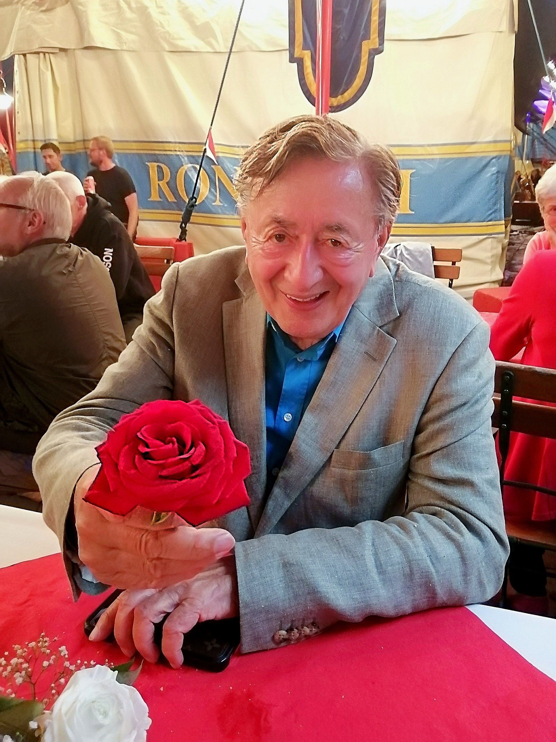 Richard Lugner als Charmeur. 