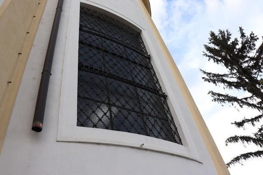 Kupferdiebe schlugen am Friedhof zu.