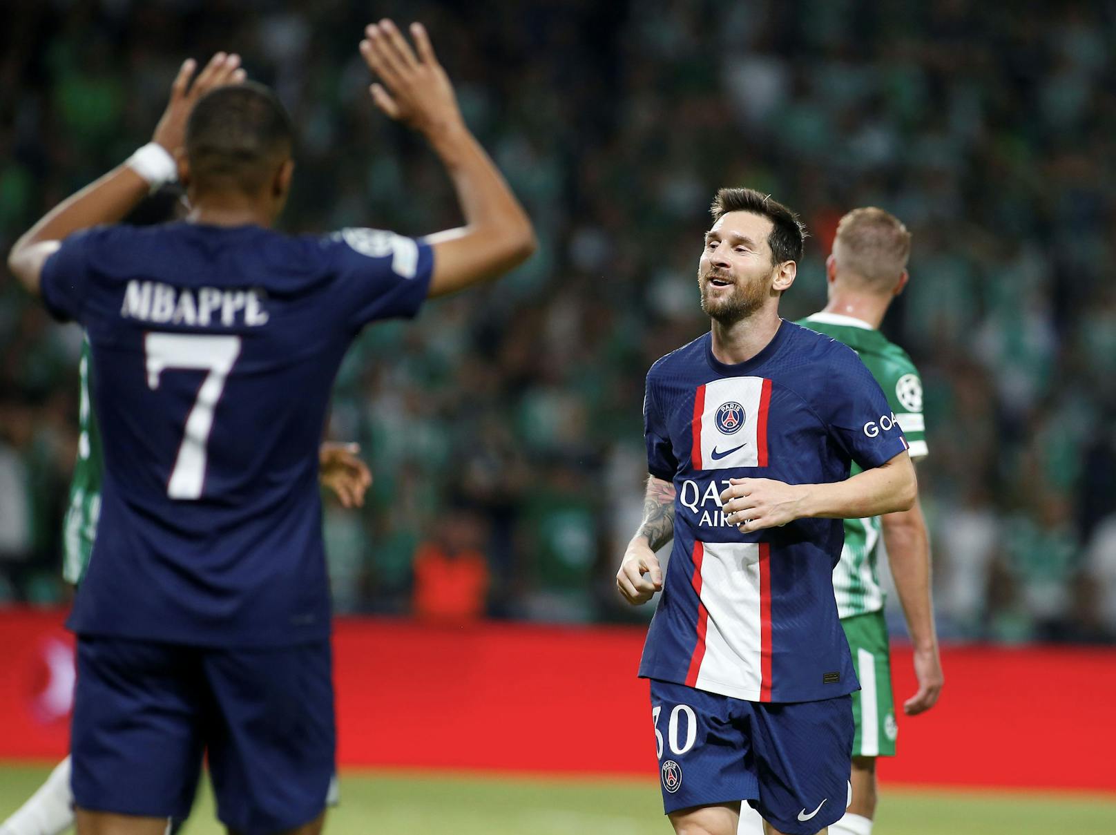 Lionel Messi hat mit seinem Treffer gegen Maccabi Haifa zwei Bestmarken aufgestellt.