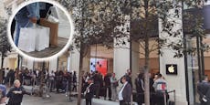"Ärger als bei Chanel": iPhone-Fans stürmen Apple-Store