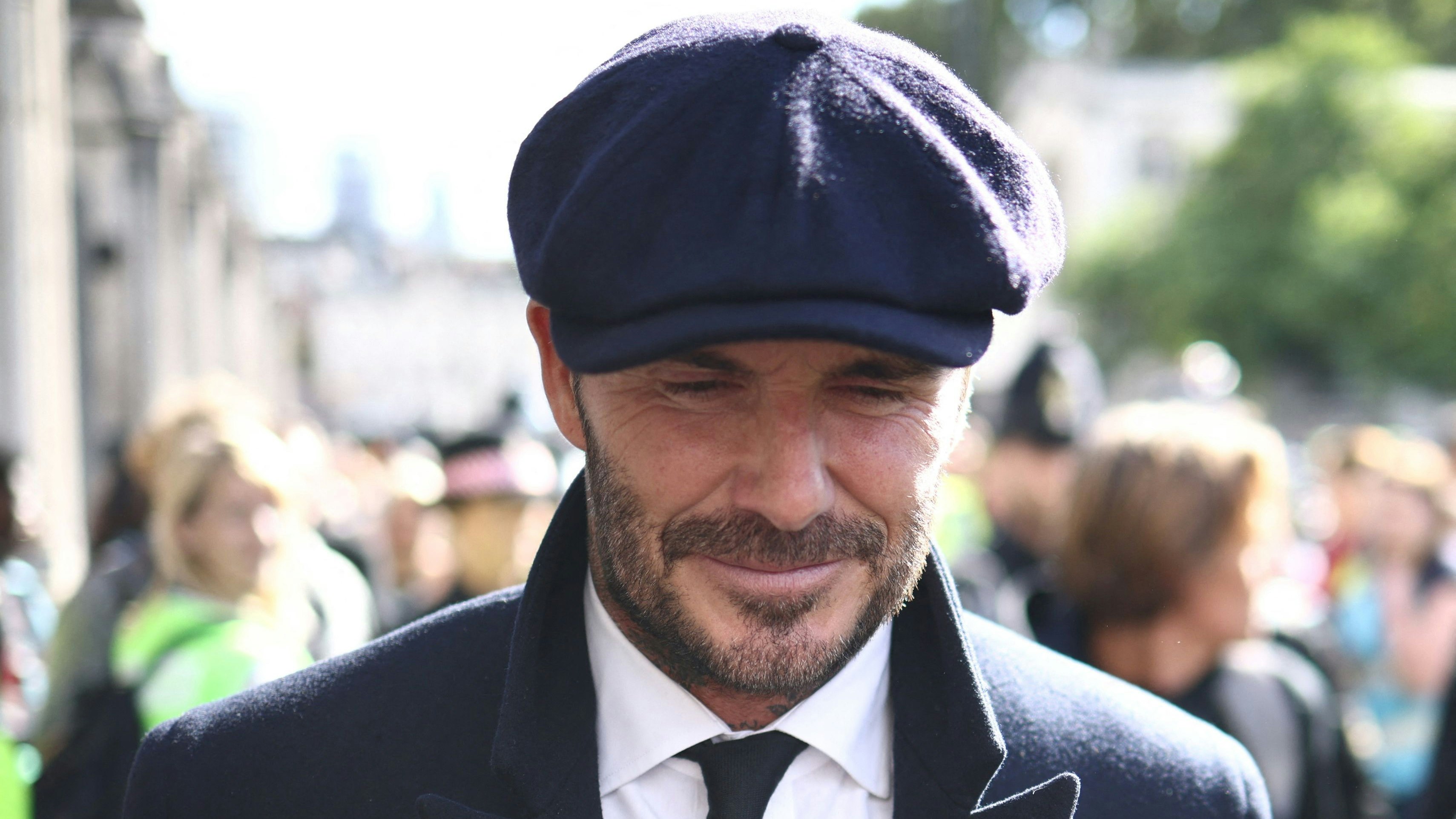 Beckham steht 12 Stunden an, um Sarg der Queen zu sehen