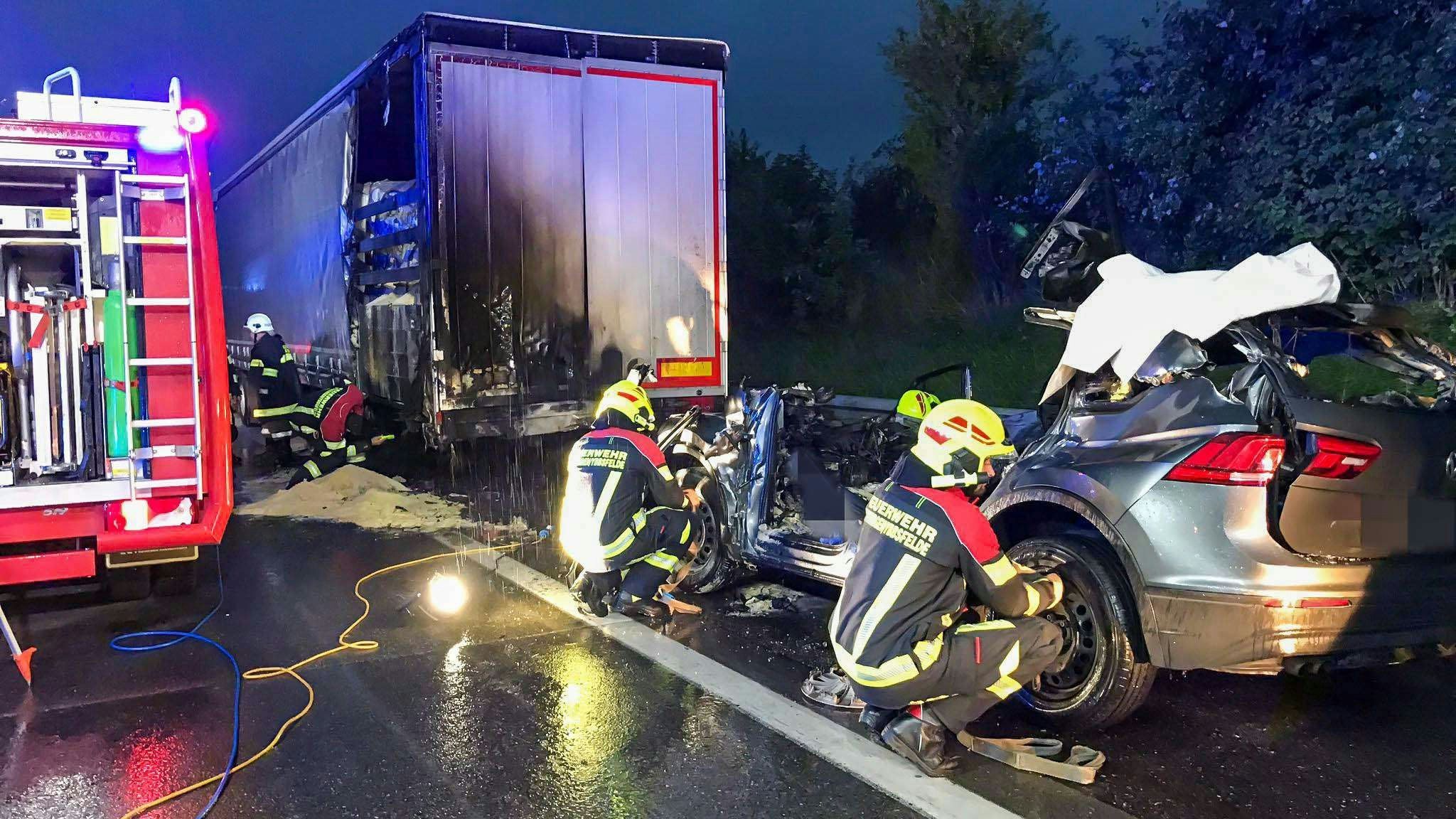 Tragischer Verkehrsunfall fordert einen Toten auf der A1 bei Blindenmarkt