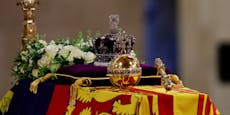 Promi-Gäste am Sarg von Queen Elizabeth eingetroffen