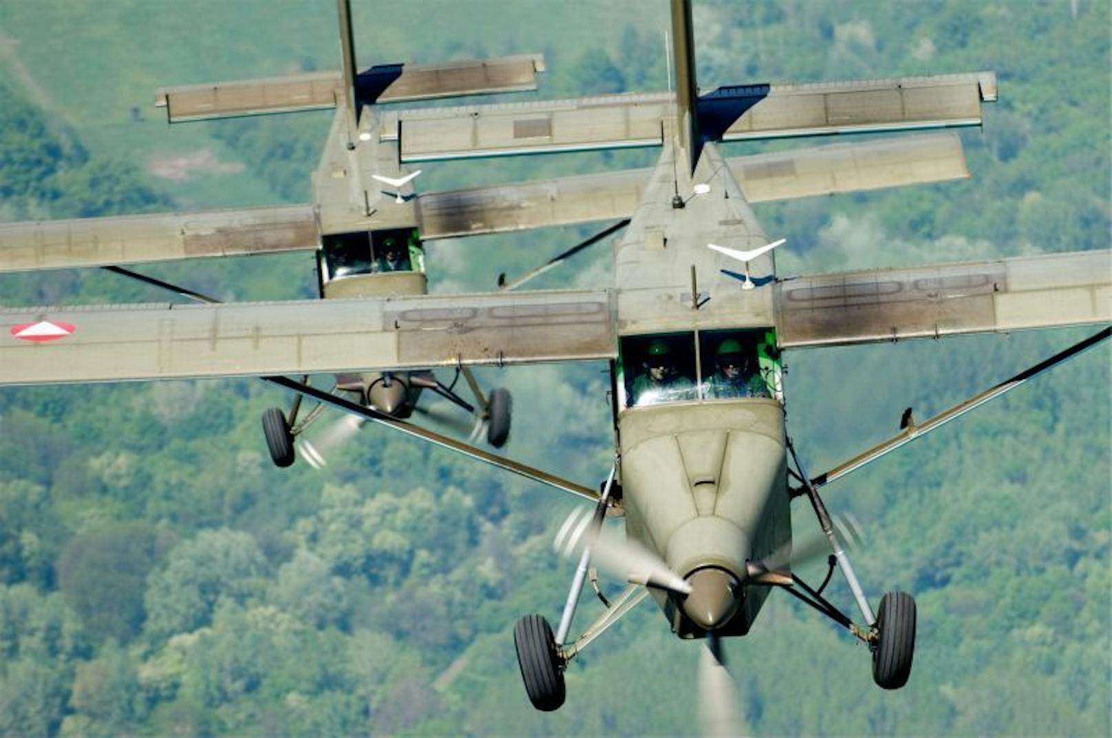 Der Pilatus PC-6 / B2H2 "Turbo Porter" ist vor allem "Offroad" optimal einzusetzen. Er kann auf den meisten unbefestigten Flächen landen sowie kurzstarten.