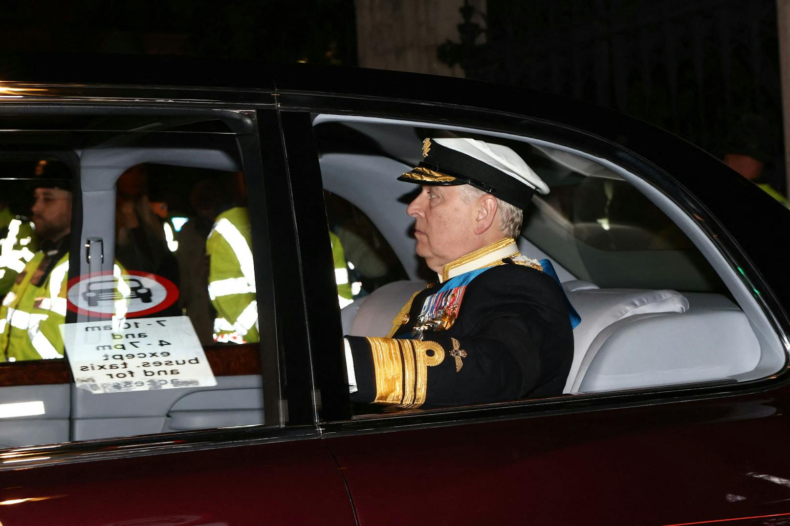 Prinz Andrew meldet sich mit neuer Queen-Botschaft