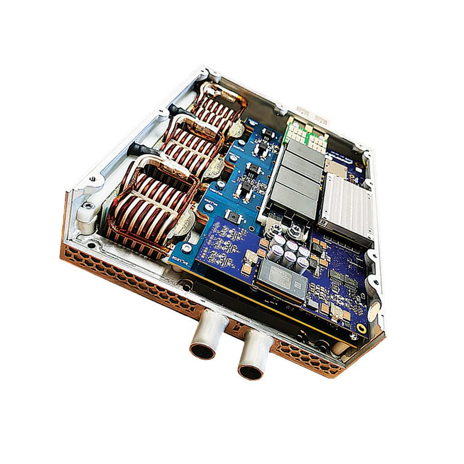 : Ein High-Speed-Drive Prototyp, der mit neuesten Energiesparchips aus dem Halbleitermaterial Siliziumkarbid arbeitet.