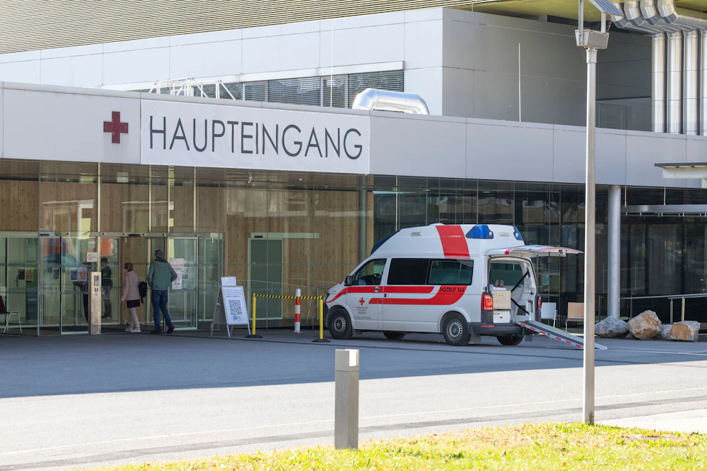 Ein Busunfall in Graz führte zu vier Leicht- und einer Schwerverletzten.