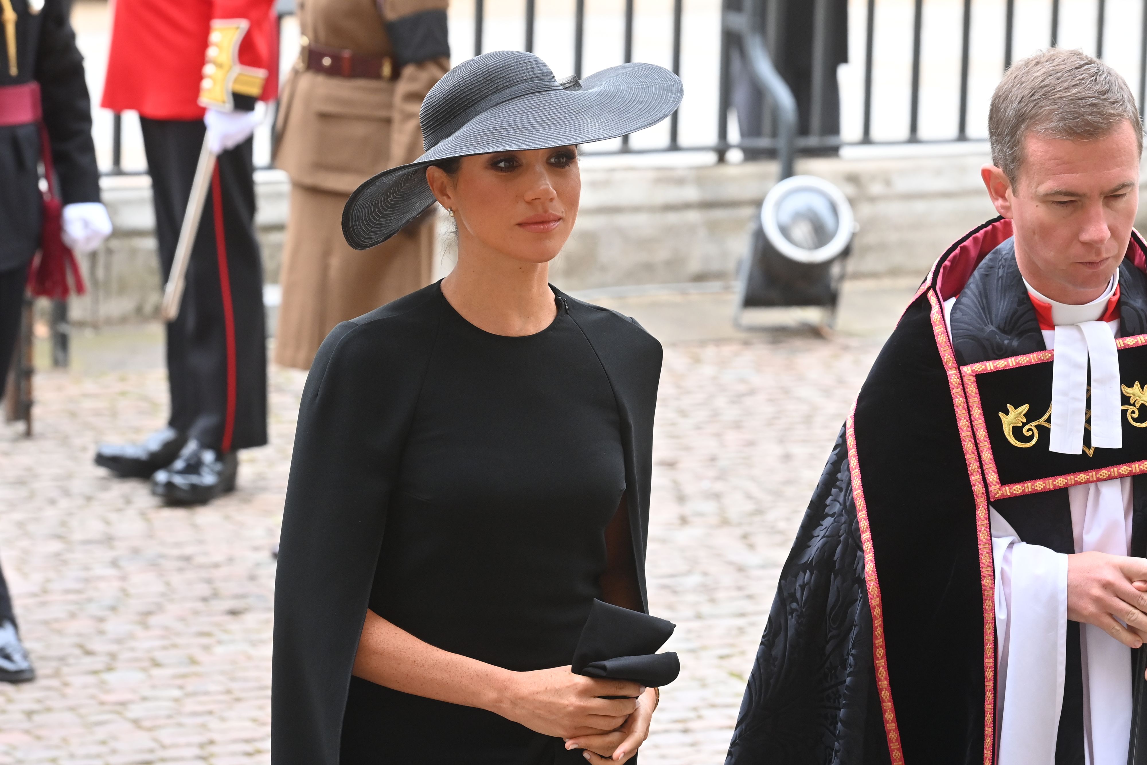 Download von www.picturedesk.com am 19.09.2022 (15:54).  The Duchess of Sussex arrives for the State Funeral of Queen Elizabeth II, held at Westminster Abbey, London. Picture date: Monday September 19, 2022. - 20220919_PD6143 - Rechteinfo: Rights Managed (RM)