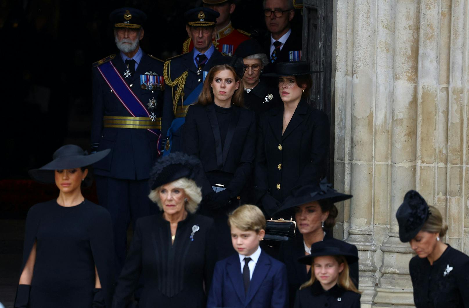 Die Royals verlassen die Westminster Abbey. Die Kinder von William und Kate waren während des Gottesdienst dabei.