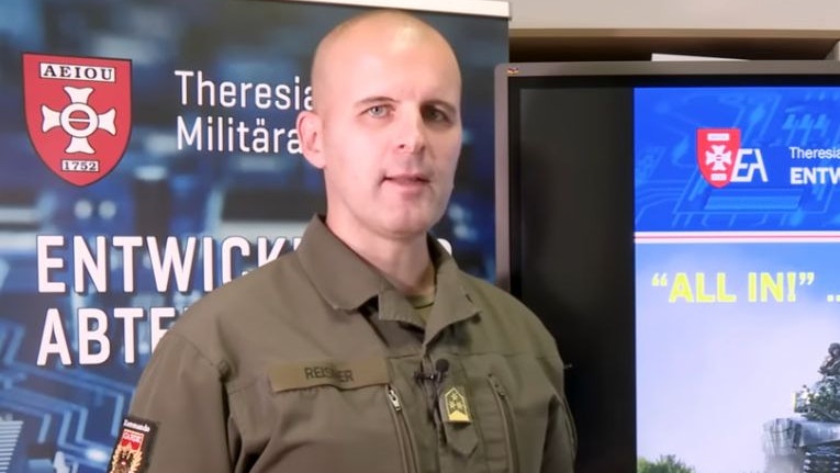 Bundesheer Oberst Markus Reisner ist Leiter der Entwicklungsabteilung der Militärakademie in Wiener Neustadt.