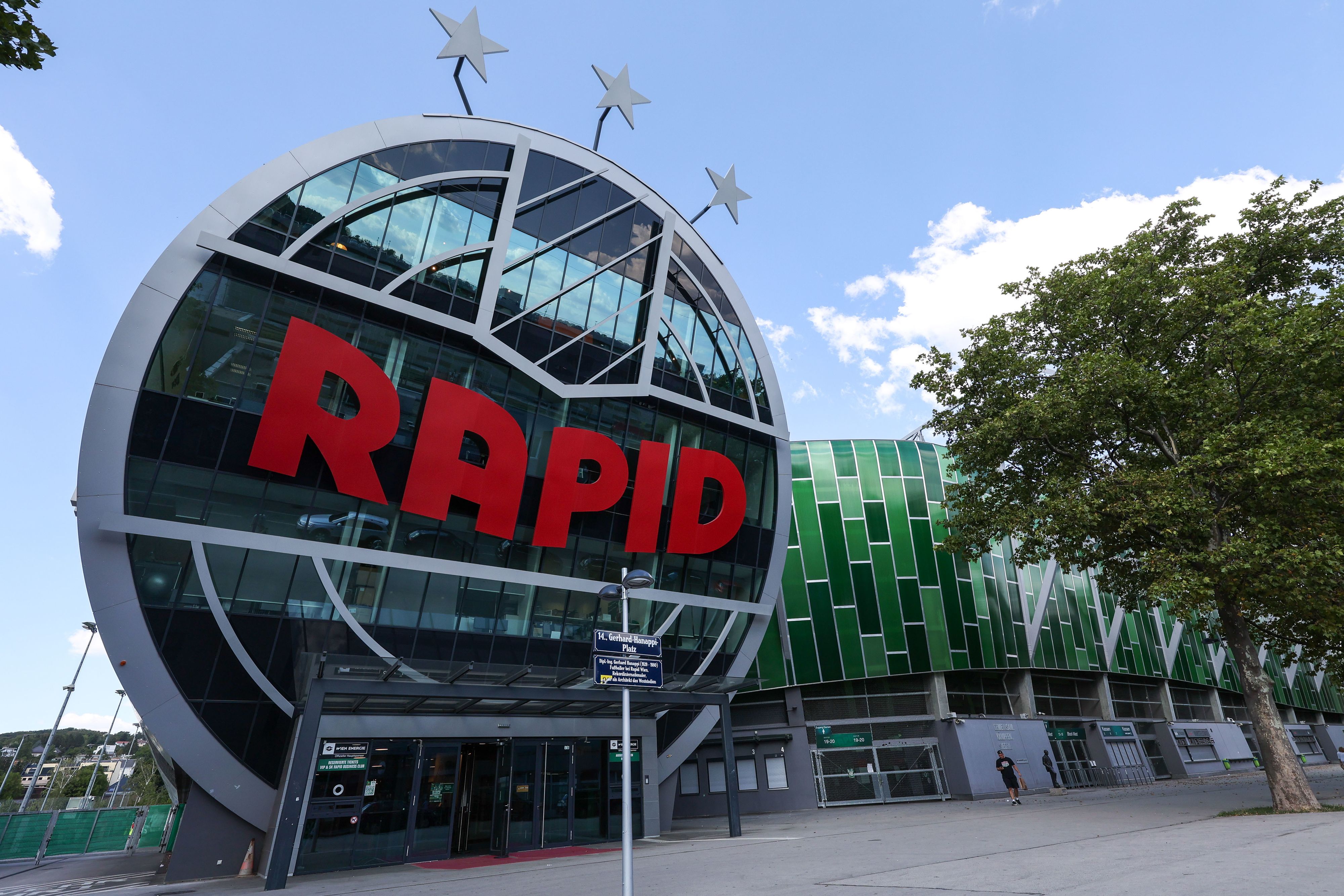 Wer übernimmt das Ruder bei Rapid?