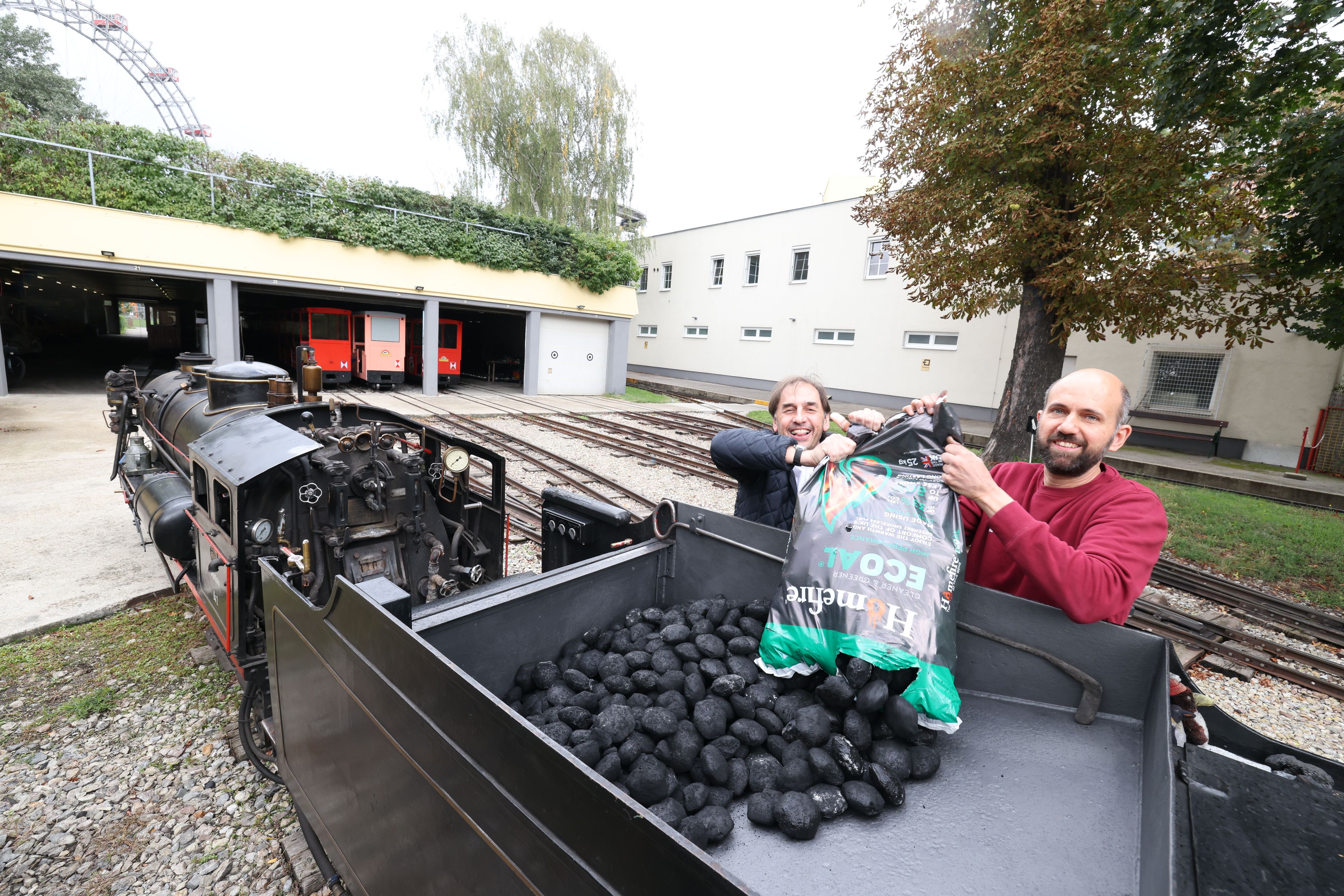 Liliputbahn bekam nun neuen Brennstoff. 