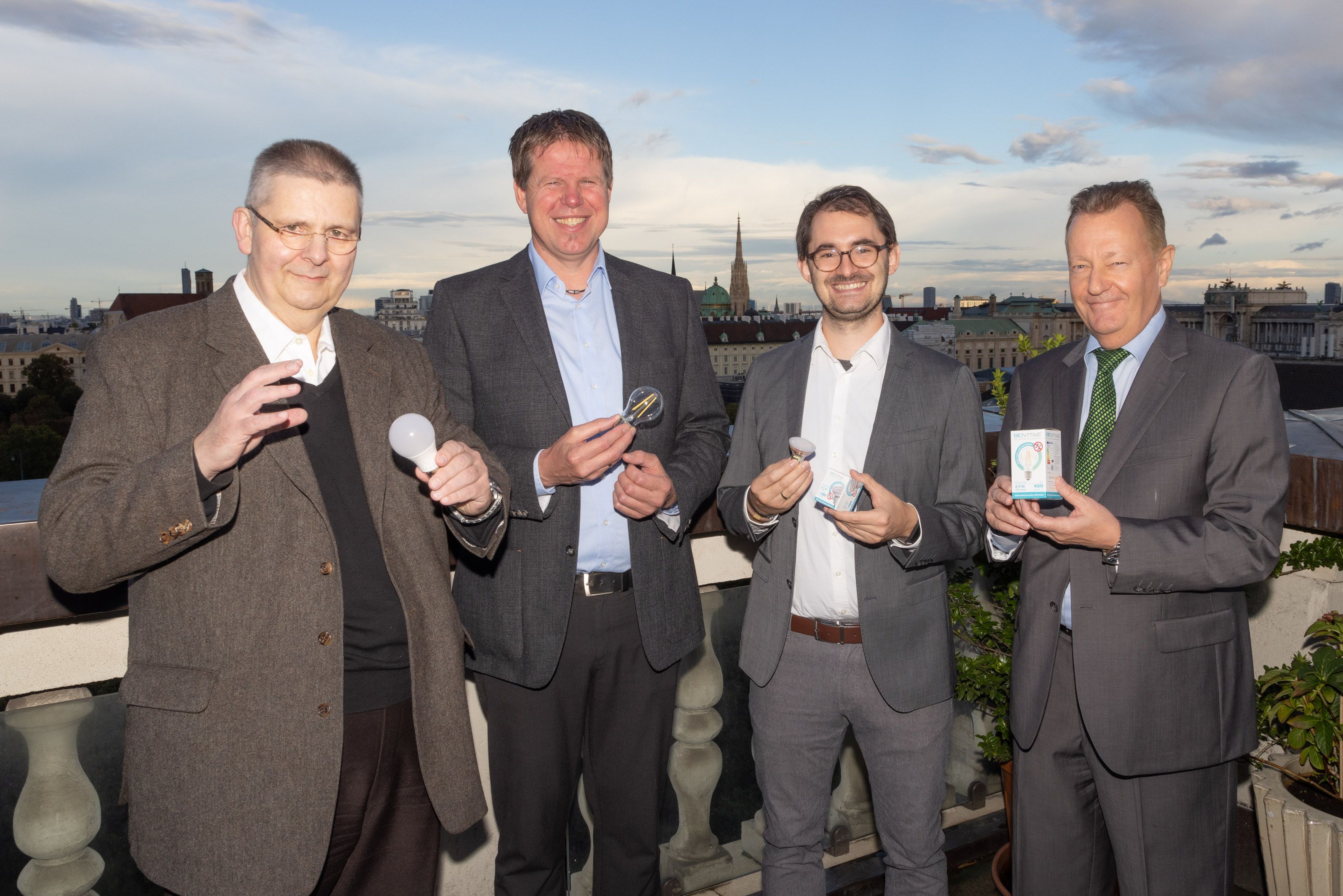 Licht an, Keime aus! Marktstart der ersten UV-C-freien Hygiene-Lampen von Biovitae in Österreich.