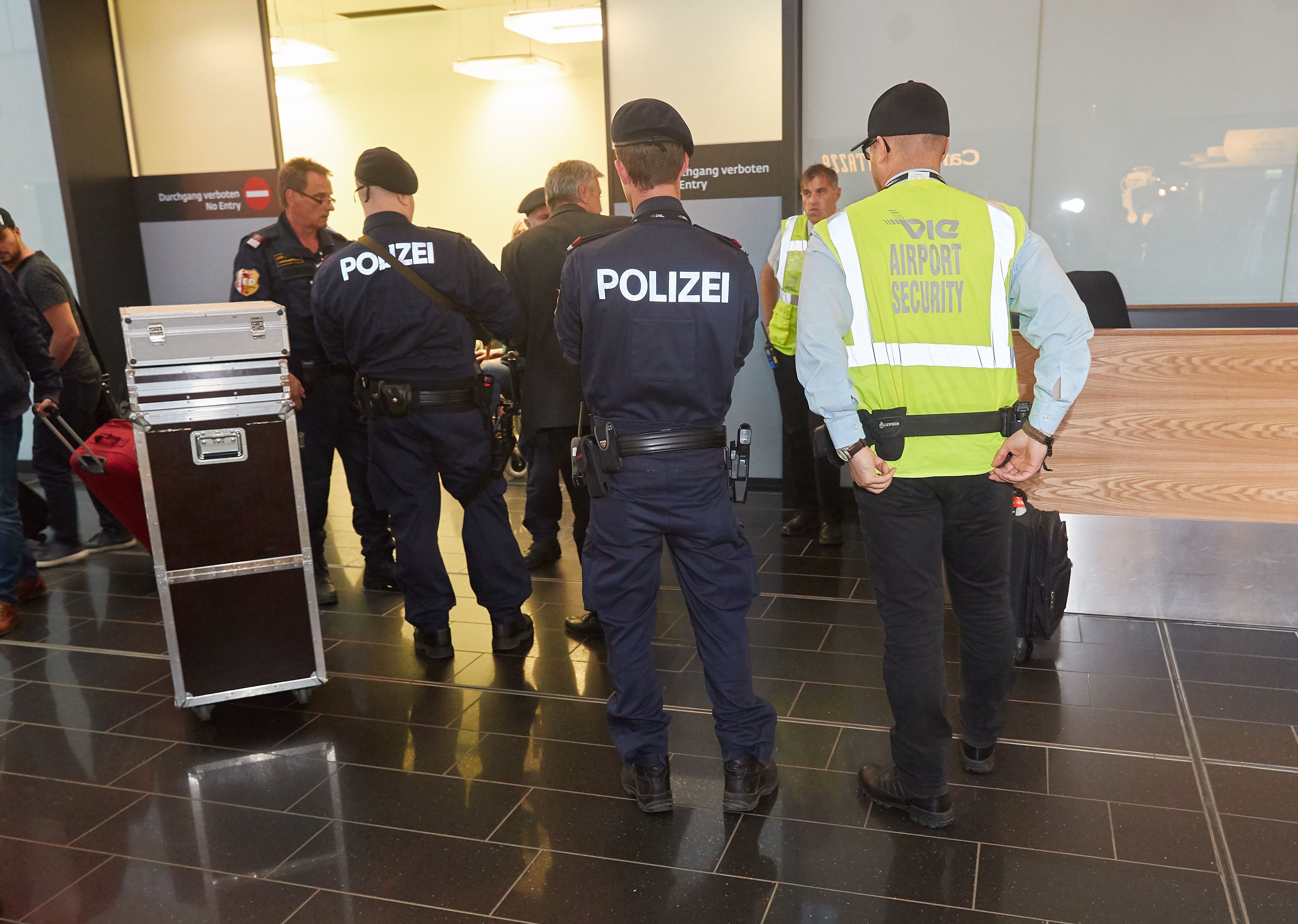 Der junge Wiener wurde am Flughafen festgenommen.