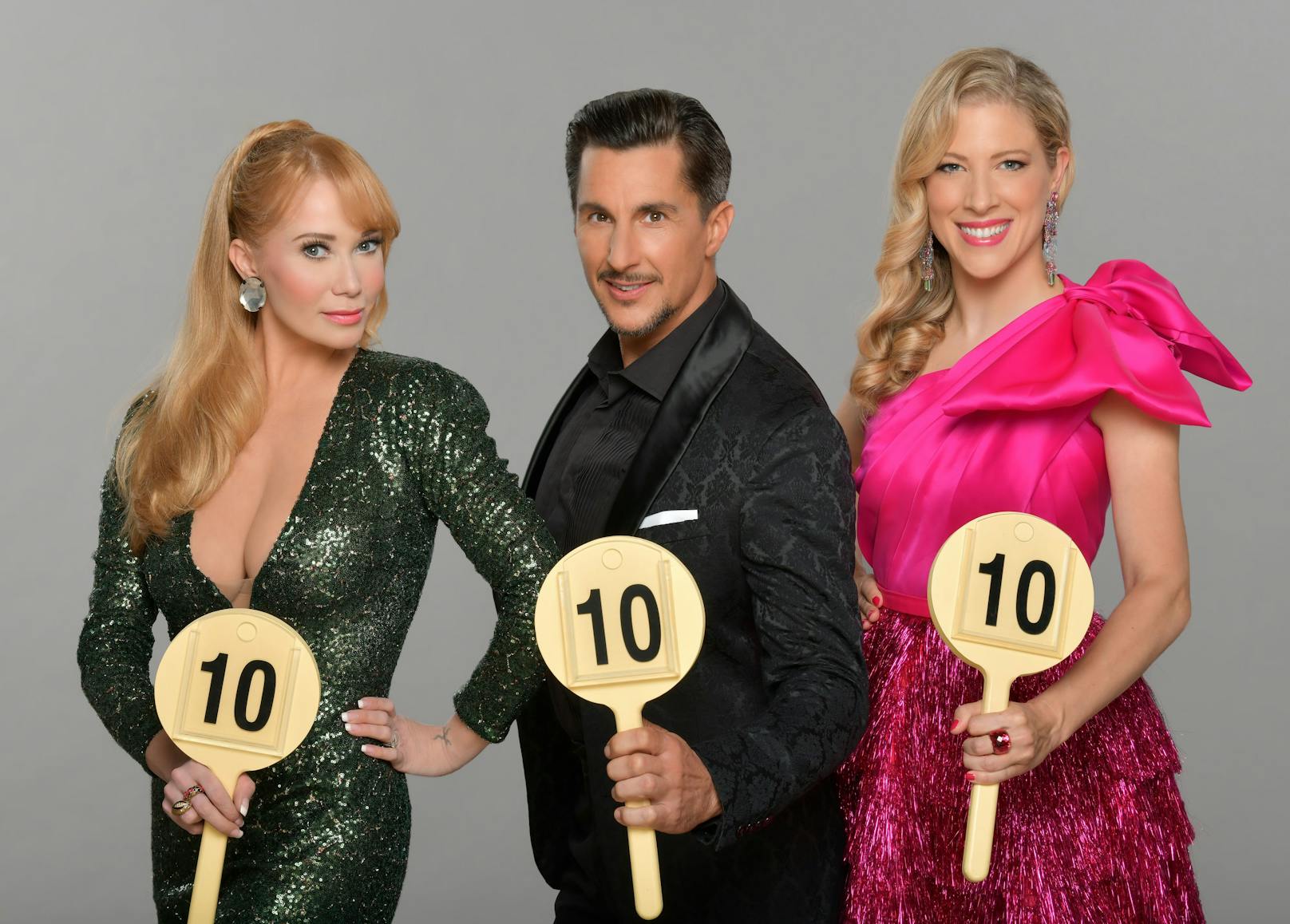 Maria Santner, Karina Sarkissova und Balázs Ekker waren 2021 in der "Dancing Stars"-Jury