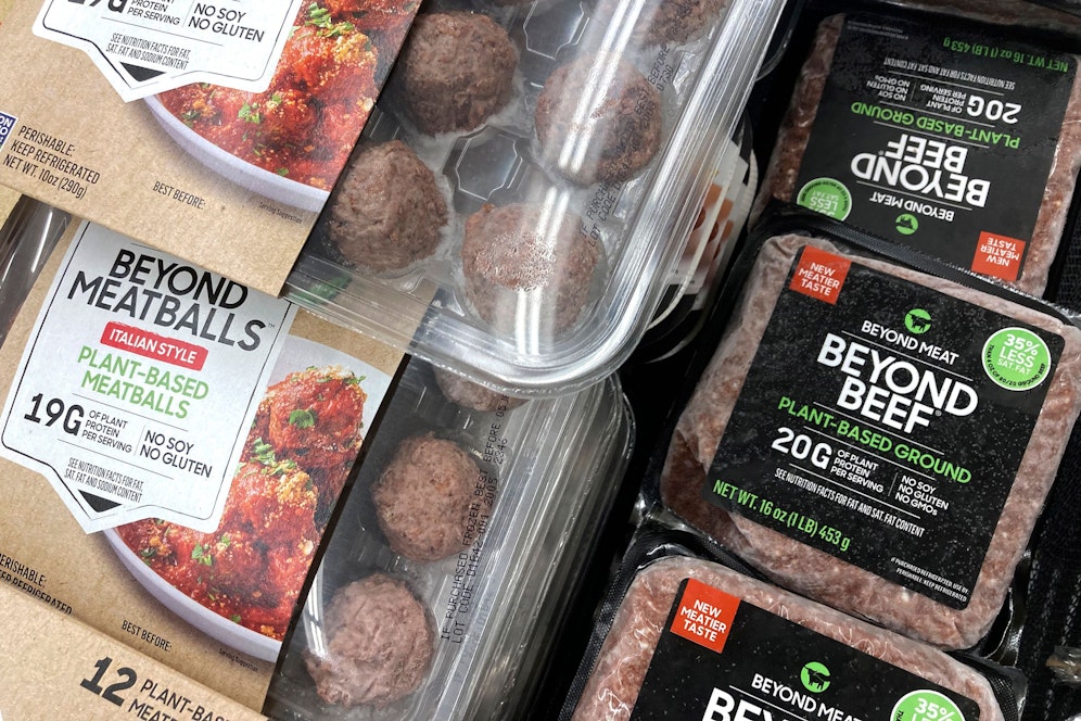 Beyond Meat ist ein US-amerikanischer Nahrungsmittelproduzent veganer Fleischersatzprodukte mit Sitz in Kalifornien.
