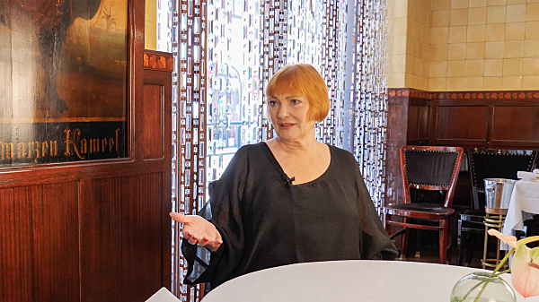 Chris Lohner ist nun Testimonial für die Bestattung Himmelblau.