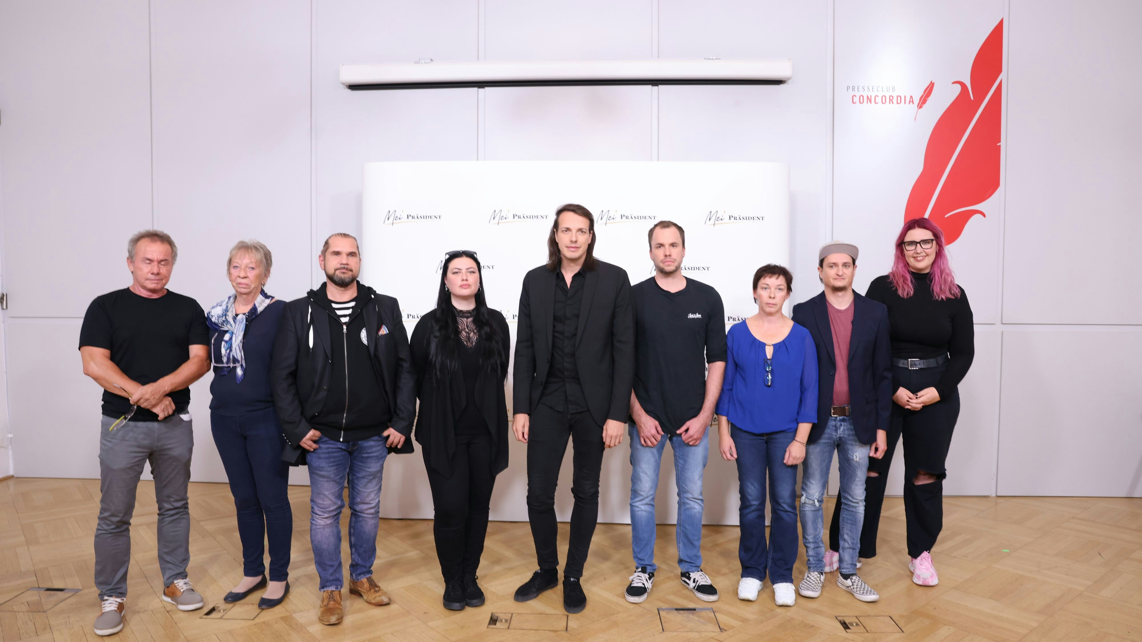 Dominik Wlazny präsentierte sein Personenkomittee.