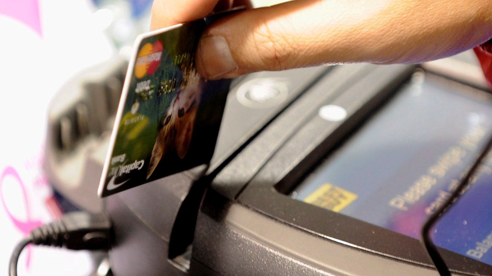 AK Erfolg gegen Kreditkartenanbieter card complete: