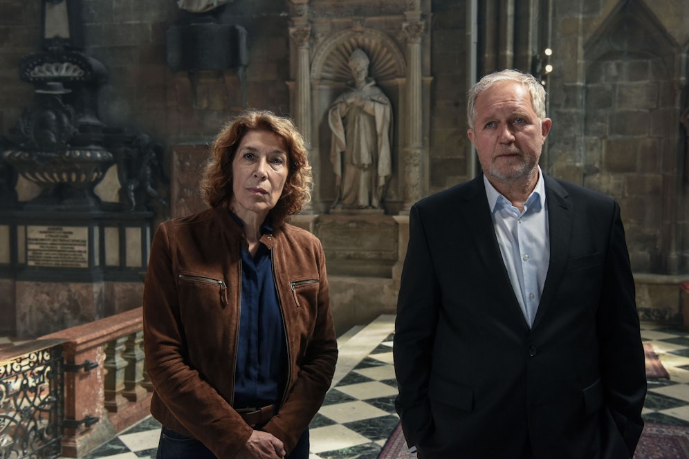Harald Krassnitzer und Adele Neuhauser ermitteln wieder. Die Dreharbeiten fanden diesmal auch im Stephansdom statt.