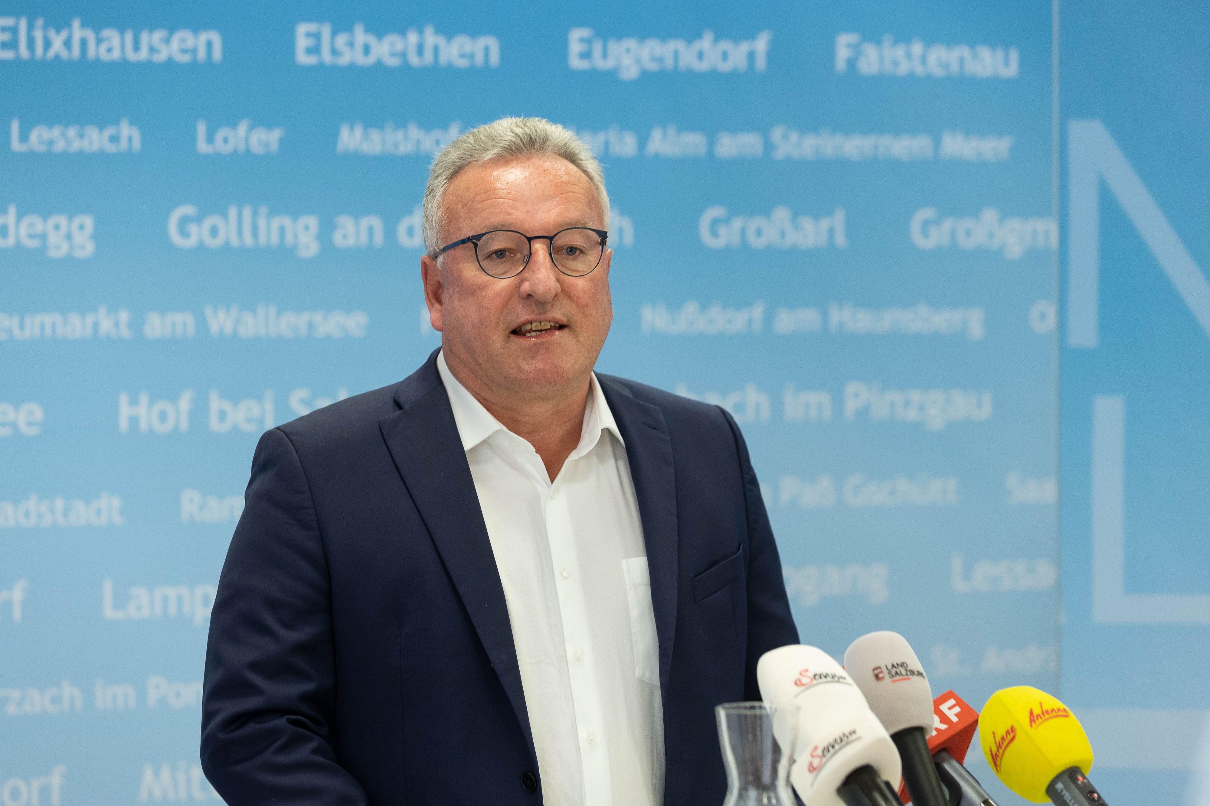 Am 13. September äußerte sich Heinrich Schellhorn zum Pflegeskandal und verkündete recht allgemein gehaltene Maßnahmen.