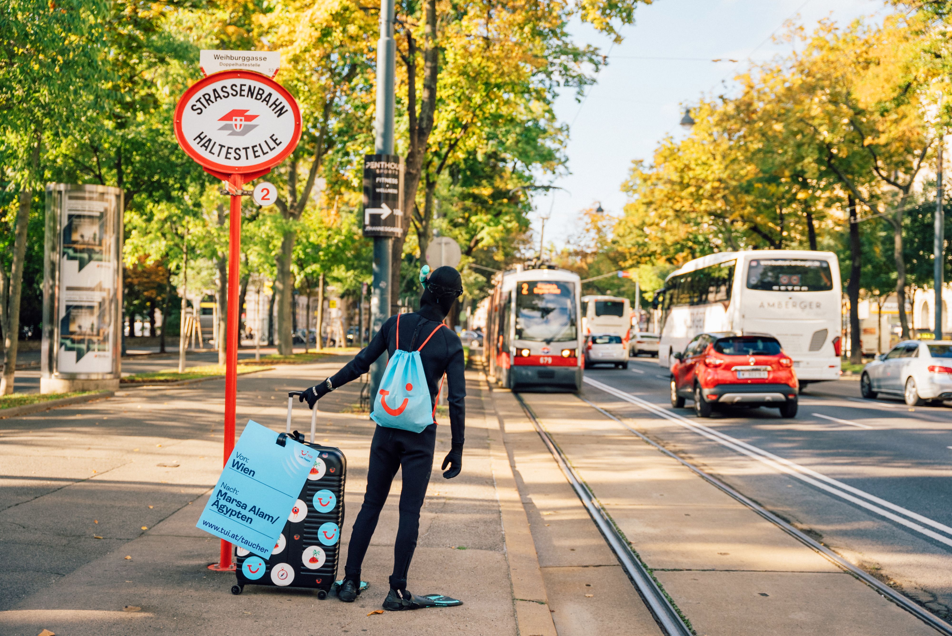 Auf diversen Kanälen gibt es laufend Tipps zum Aufenthaltsort des Tauchers.