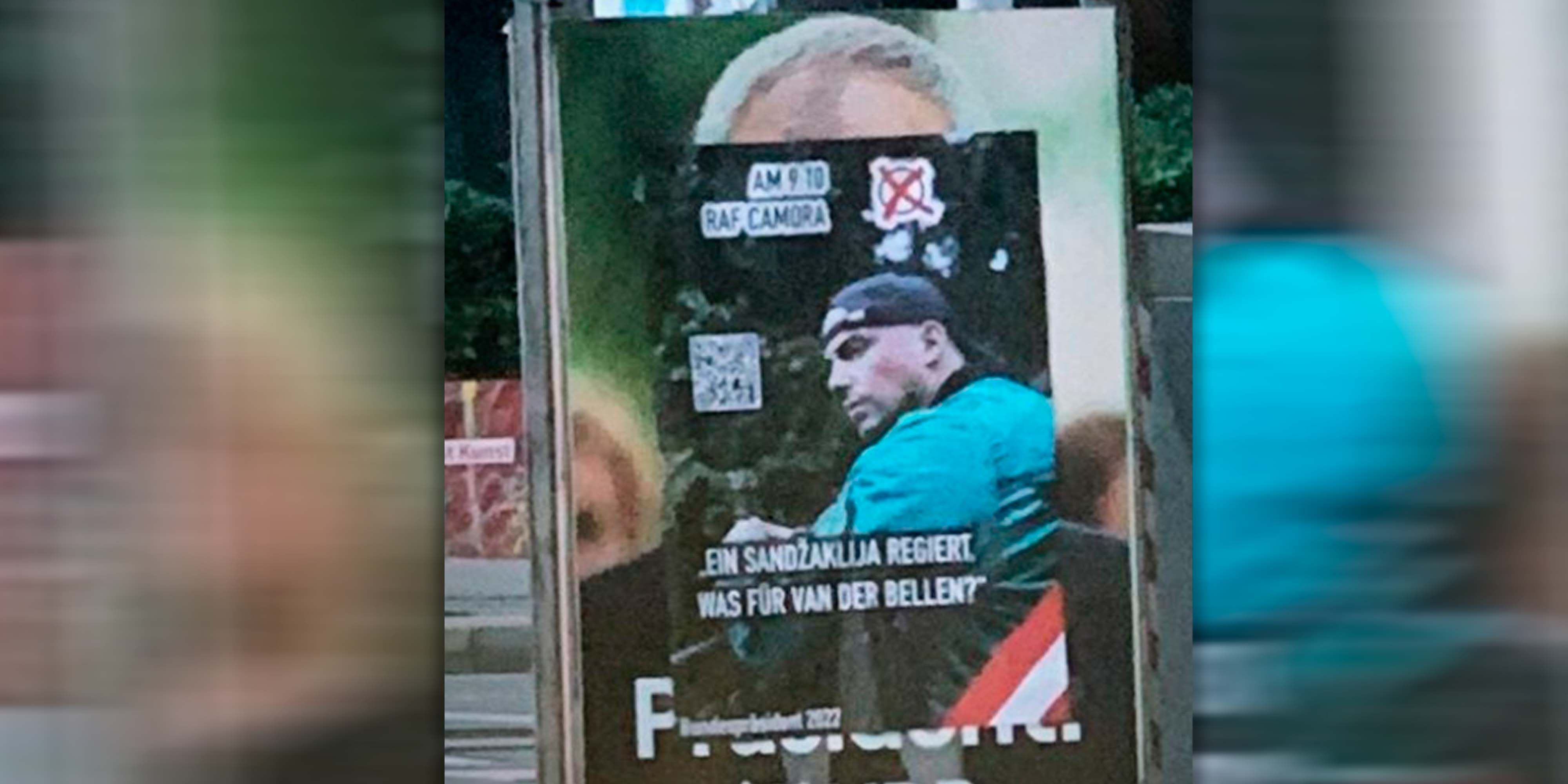 RAF-Plakate hängen aktuell in Wien.