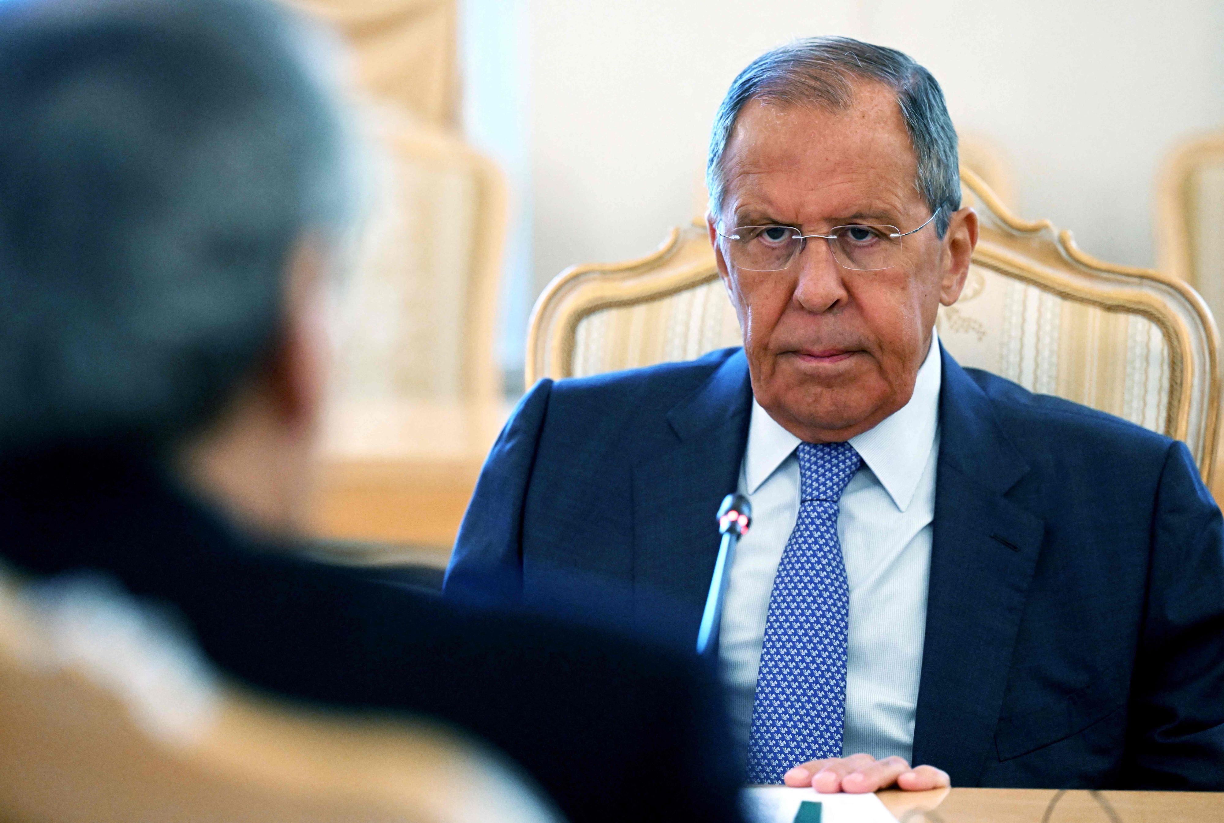 Download von www.picturedesk.com am 25.09.2022 (09:32).  Russia's Foreign Minister Sergei Lavrov attends a meeting with his Syrian counterpart in Moscow on August 23, 2022. (Photo by NATALIA KOLESNIKOVA / POOL / AFP) - 20220823_PD1817 - Rechteinfo: Rights Managed (RM) Nur für redaktionelle Nutzung! Werbliche Nutzung erfordert Freigabe: bitte schicken Sie uns eine Anfrage.