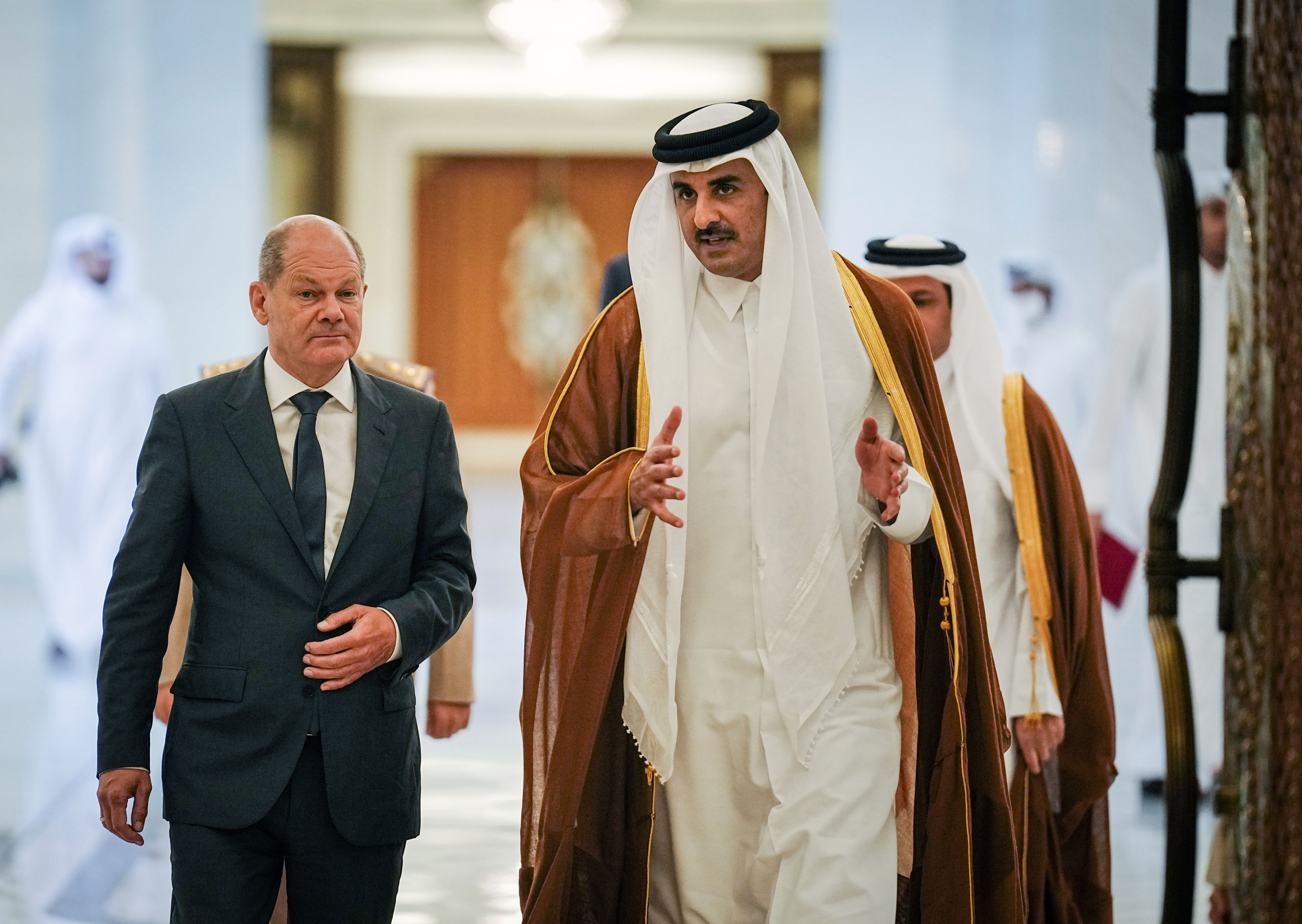 Olaf Scholz traf Tamim bin Hamad Al Thani, den Emir von Katar.